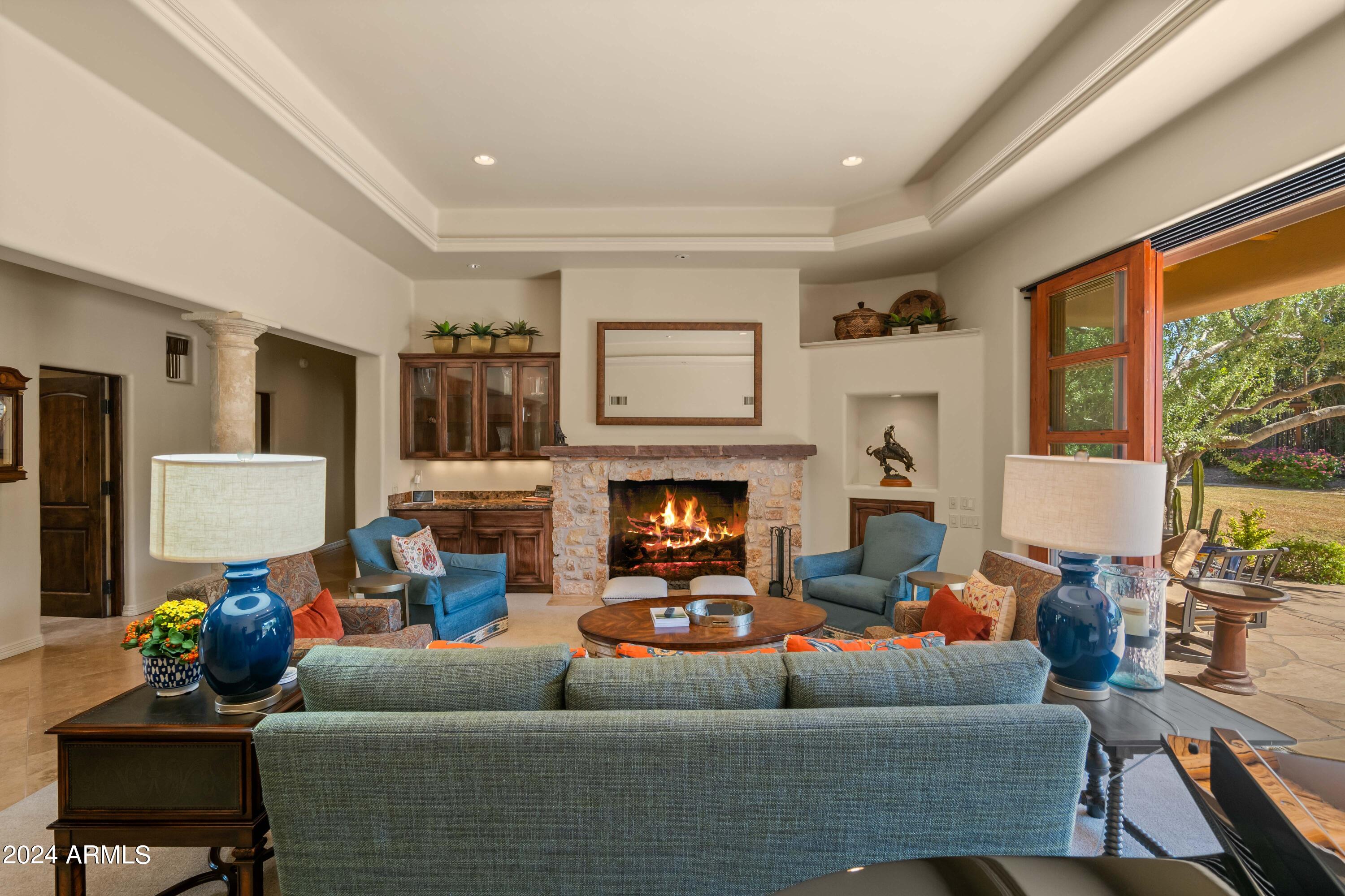 CAMELBACK RANCHOS - Residential