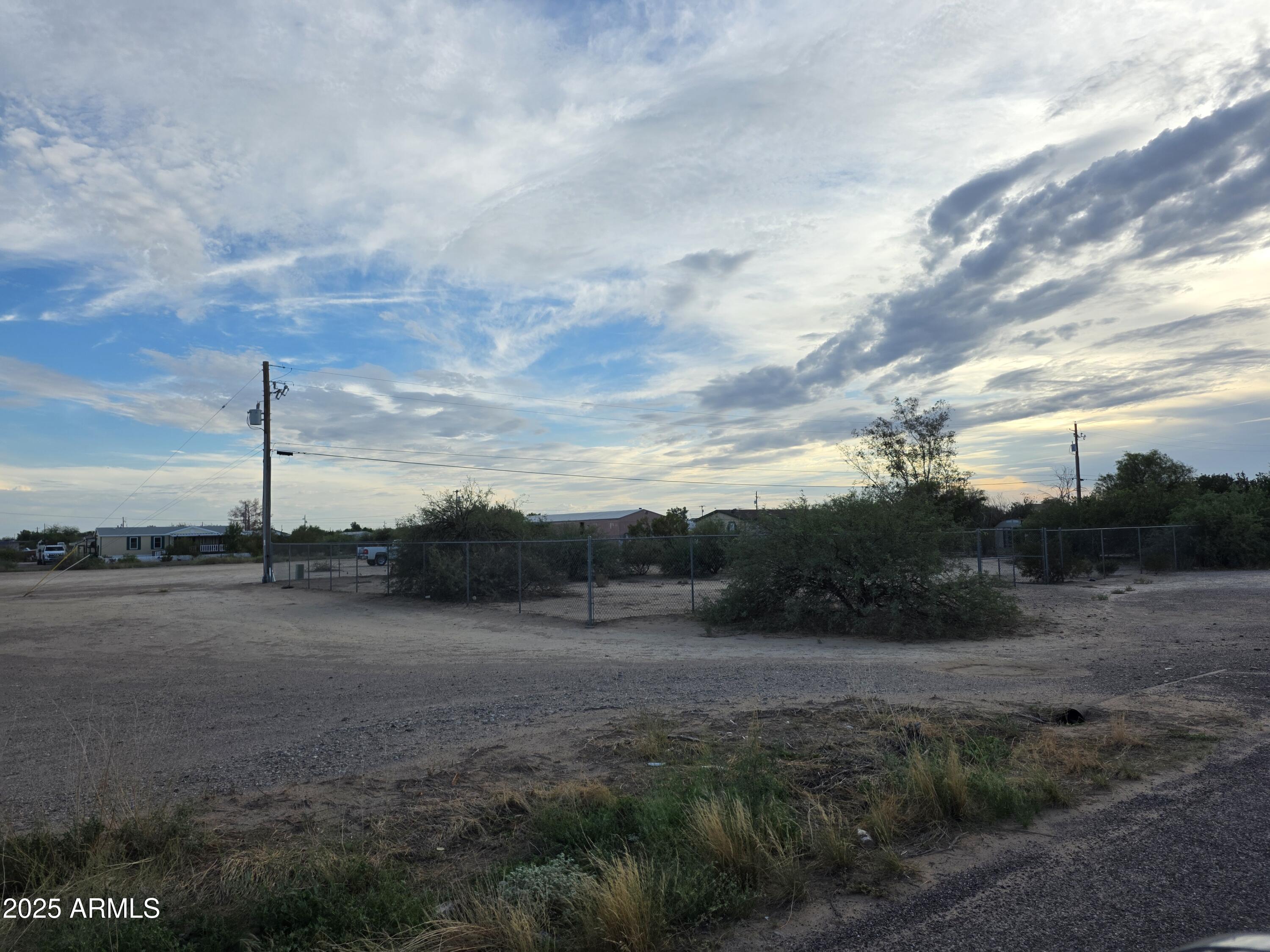 TOLTEC/ARIZONA VALLEY UNIT EIGHT - Land