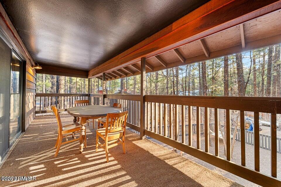PINETOP LAKES COUNTRY CLUB UNIT 1 - Residential