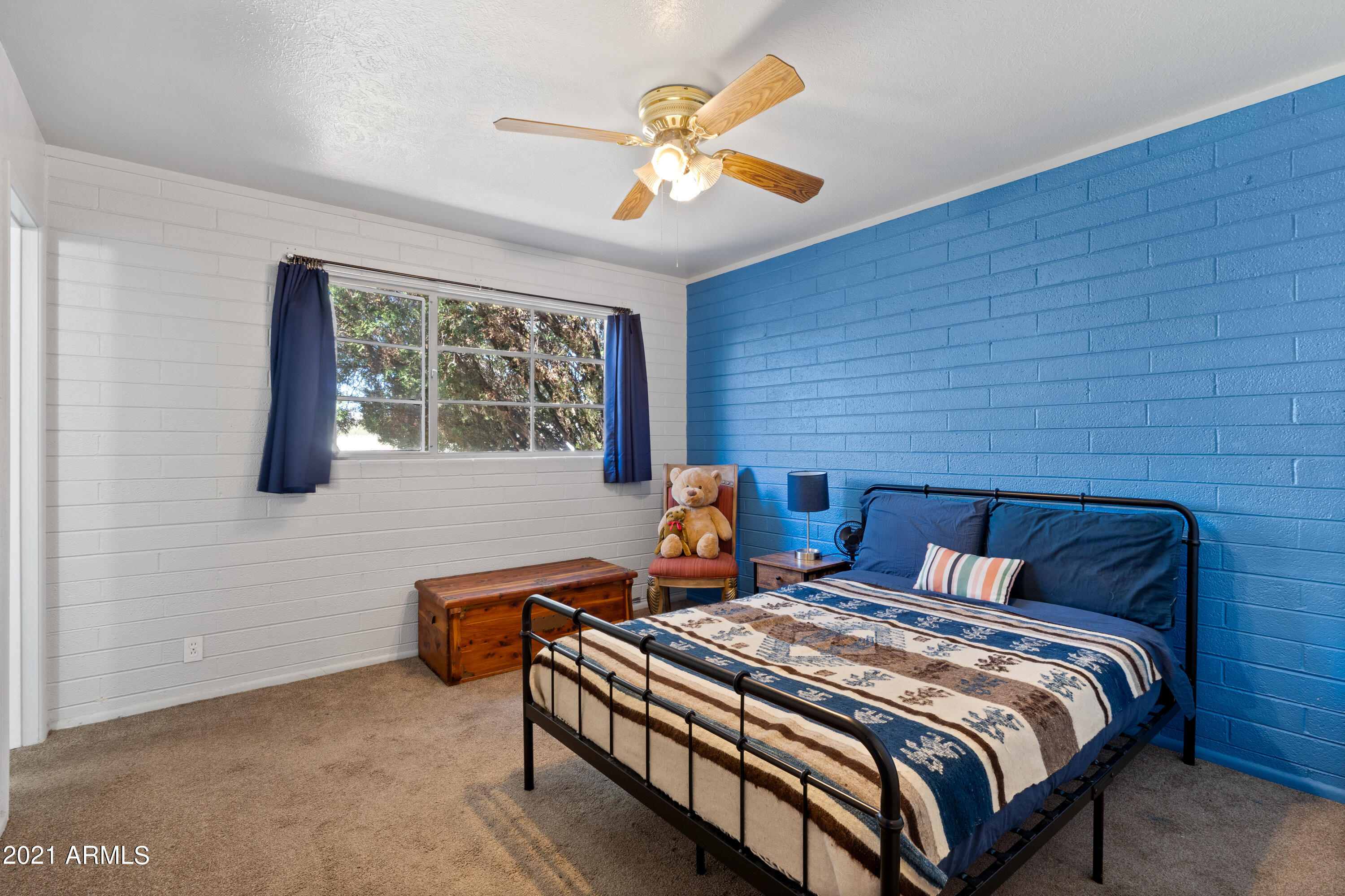 MOUNTAIN VIEW - Residential