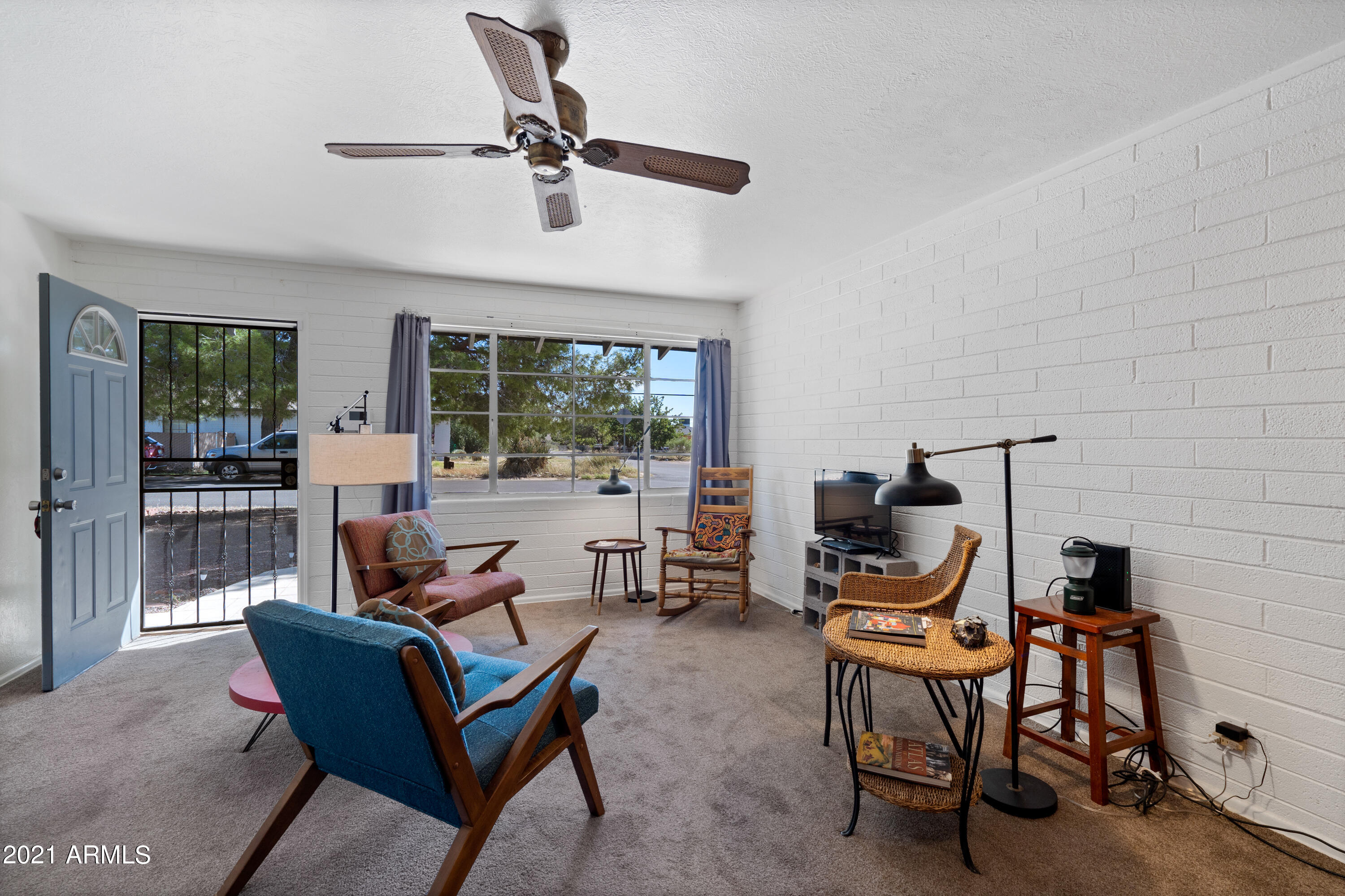 MOUNTAIN VIEW - Residential