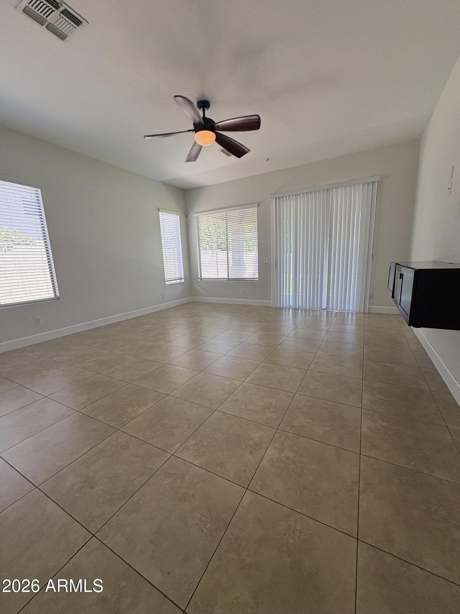 GRAYHAWK VILLAGE 1 PARCEL 1G1I PHASE 3 - Residential Lease
