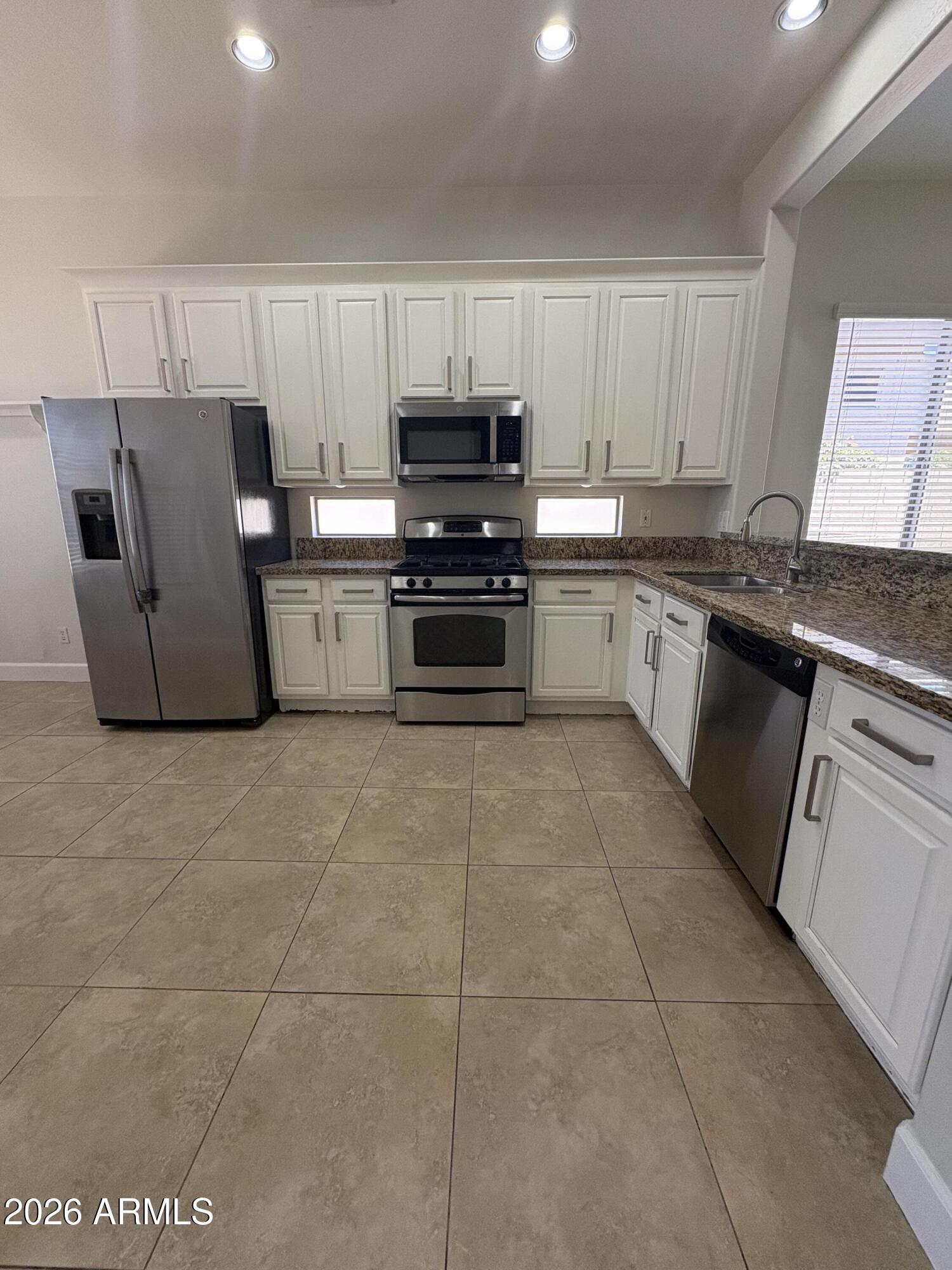 GRAYHAWK VILLAGE 1 PARCEL 1G1I PHASE 3 - Residential Lease