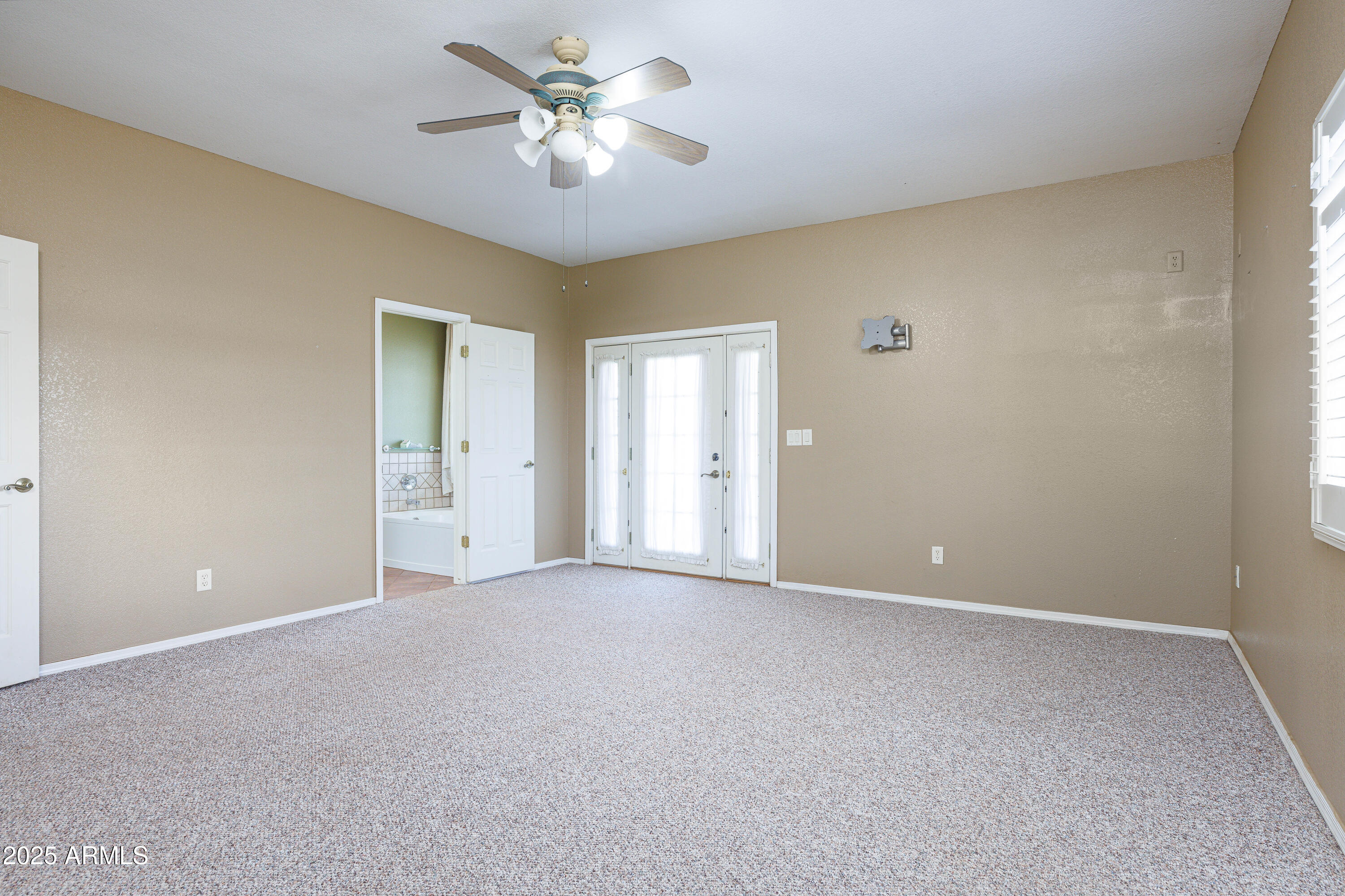 BARBARY ESTATES - Residential