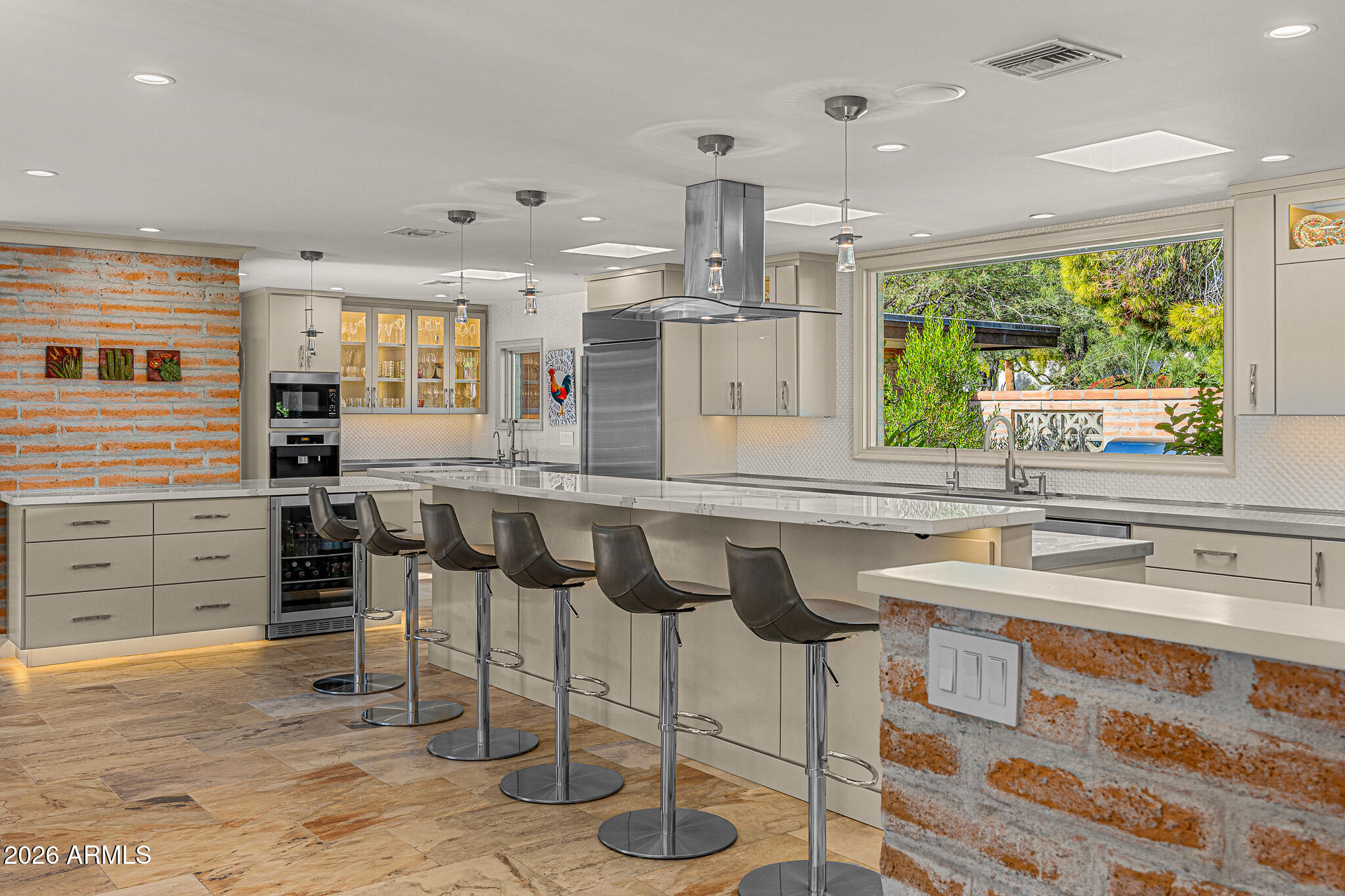 ARROYO HEIGHTS - Residential
