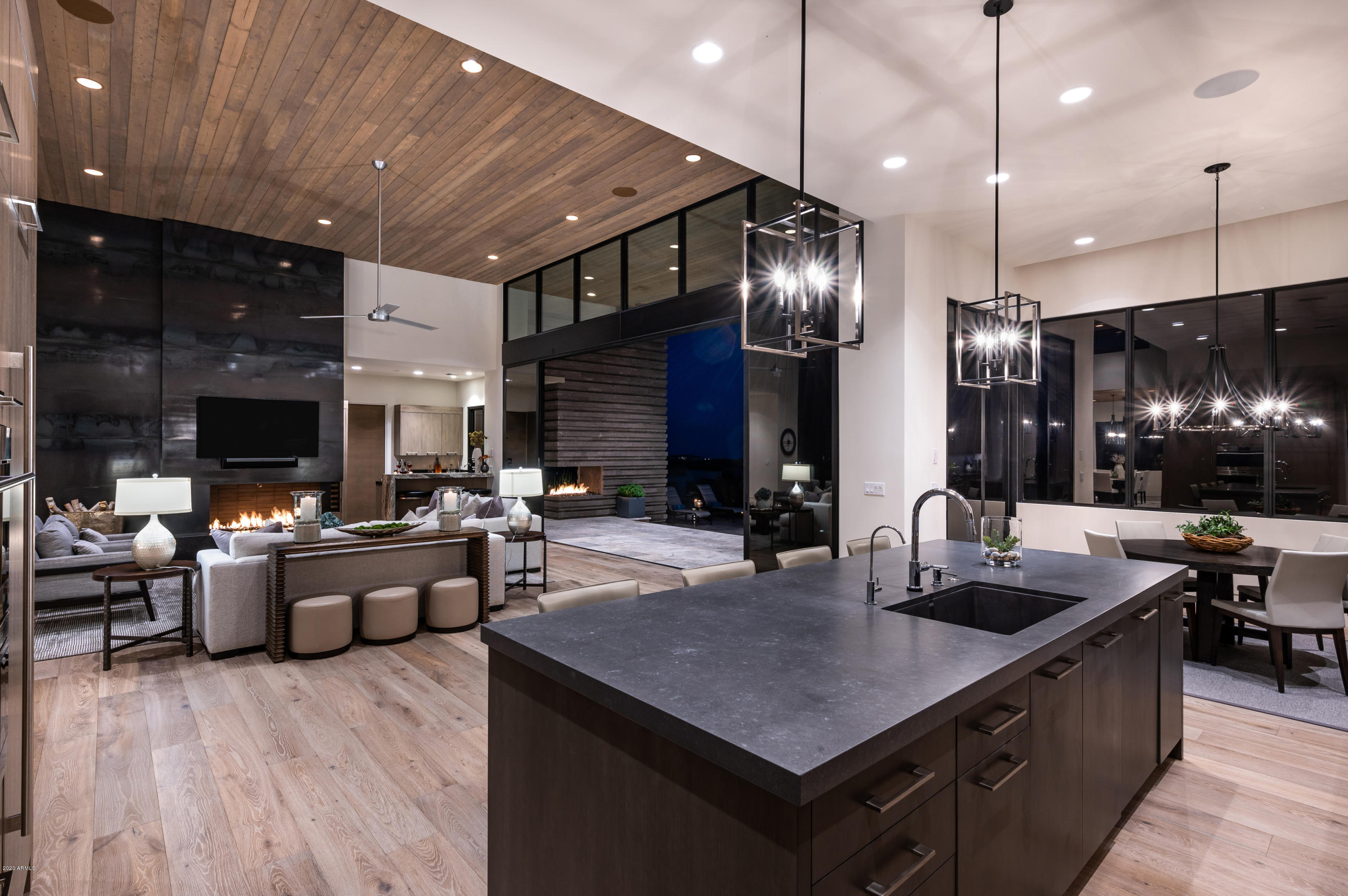 DESERT MOUNTAIN - Residential