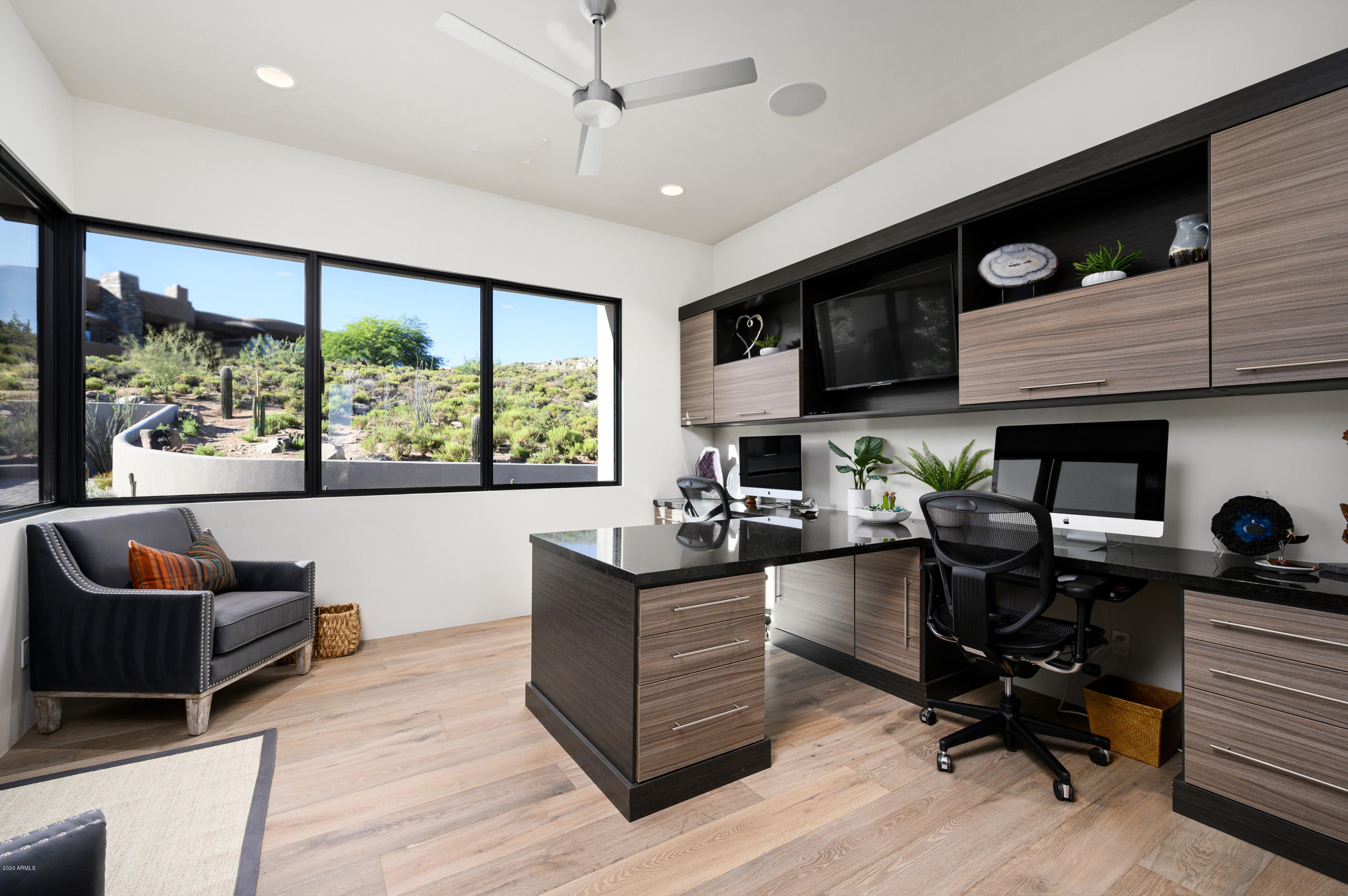 DESERT MOUNTAIN - Residential