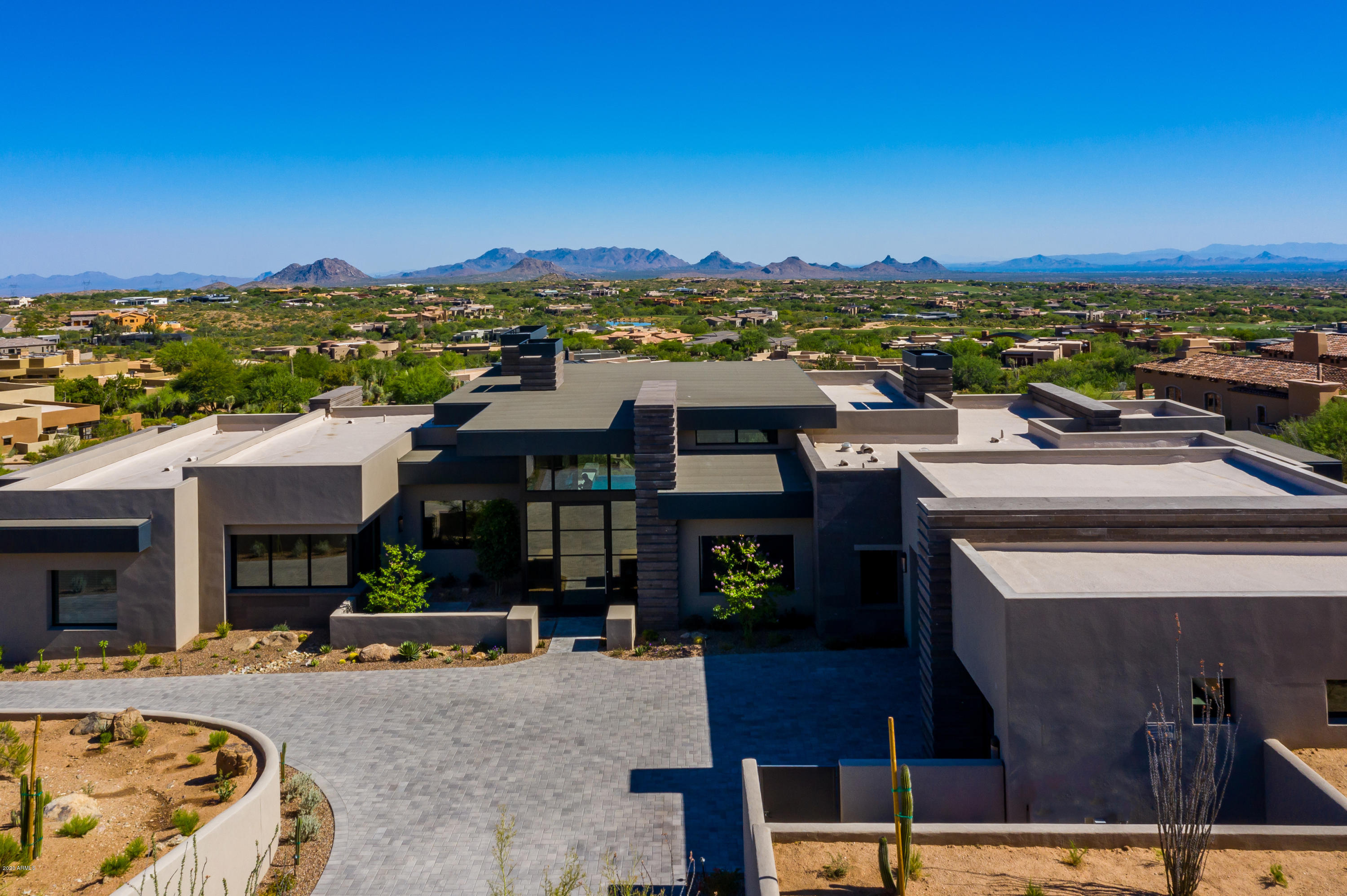DESERT MOUNTAIN - Residential