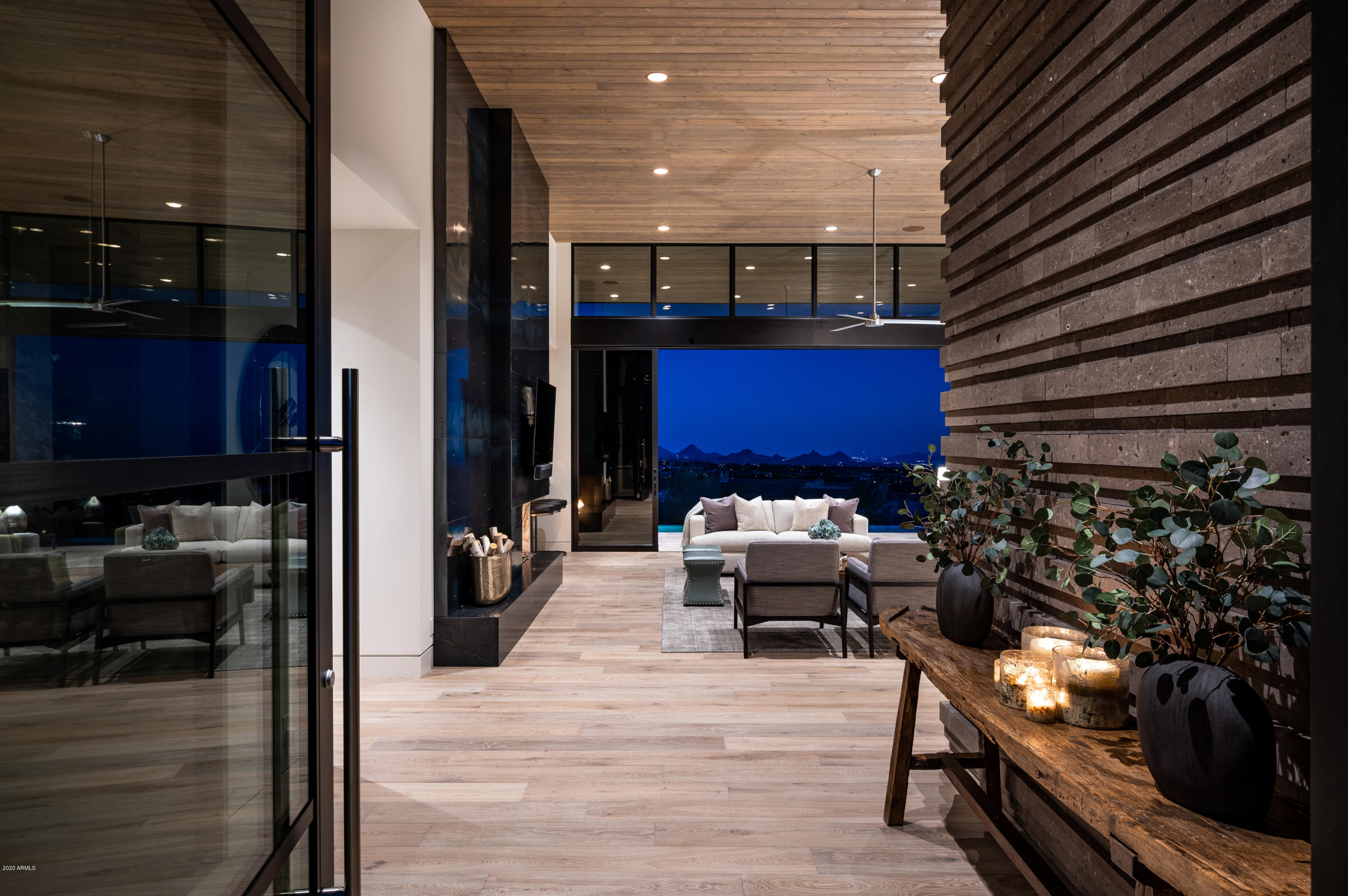 DESERT MOUNTAIN - Residential