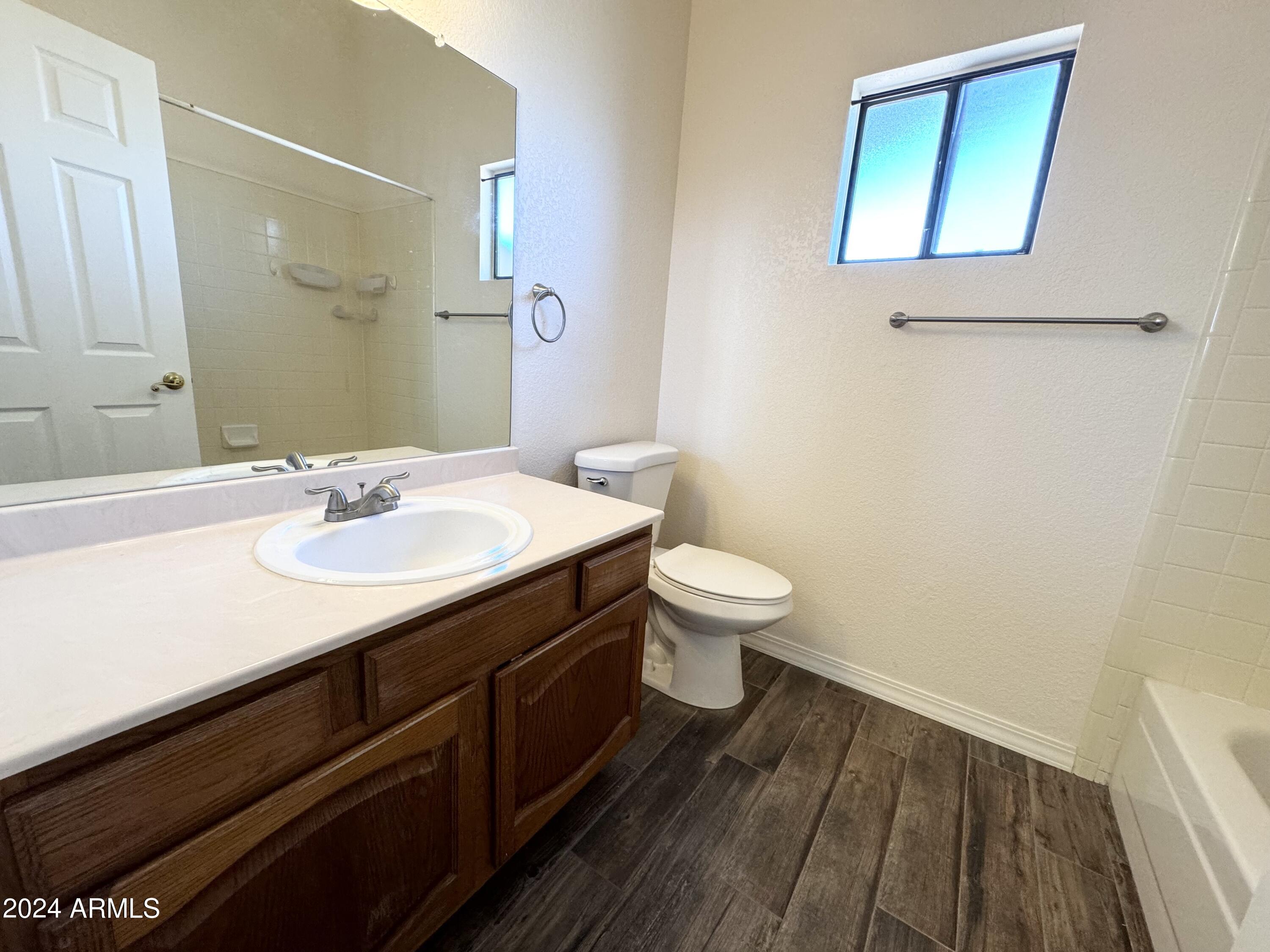 MISSION HILLS ESTATES - Residential