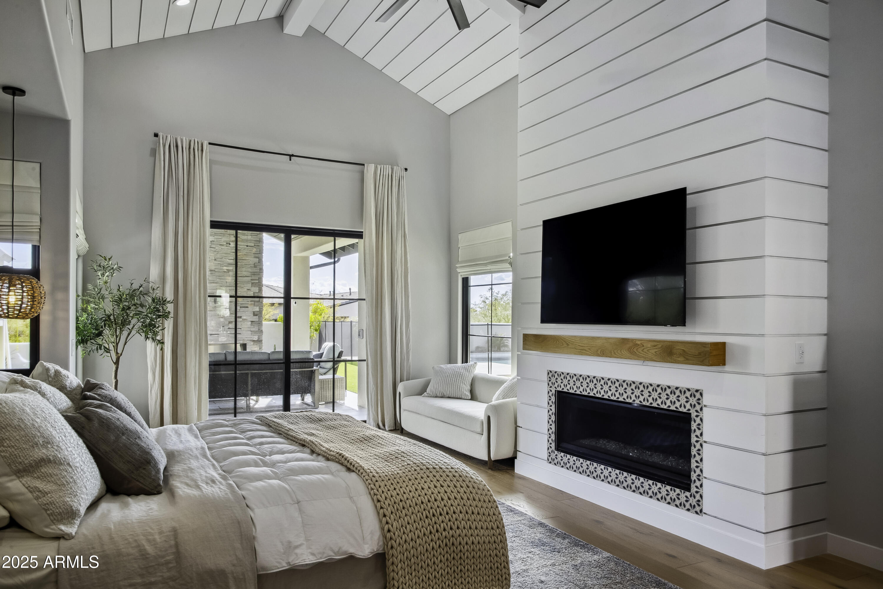 Pinnacle Peak Place - Residential