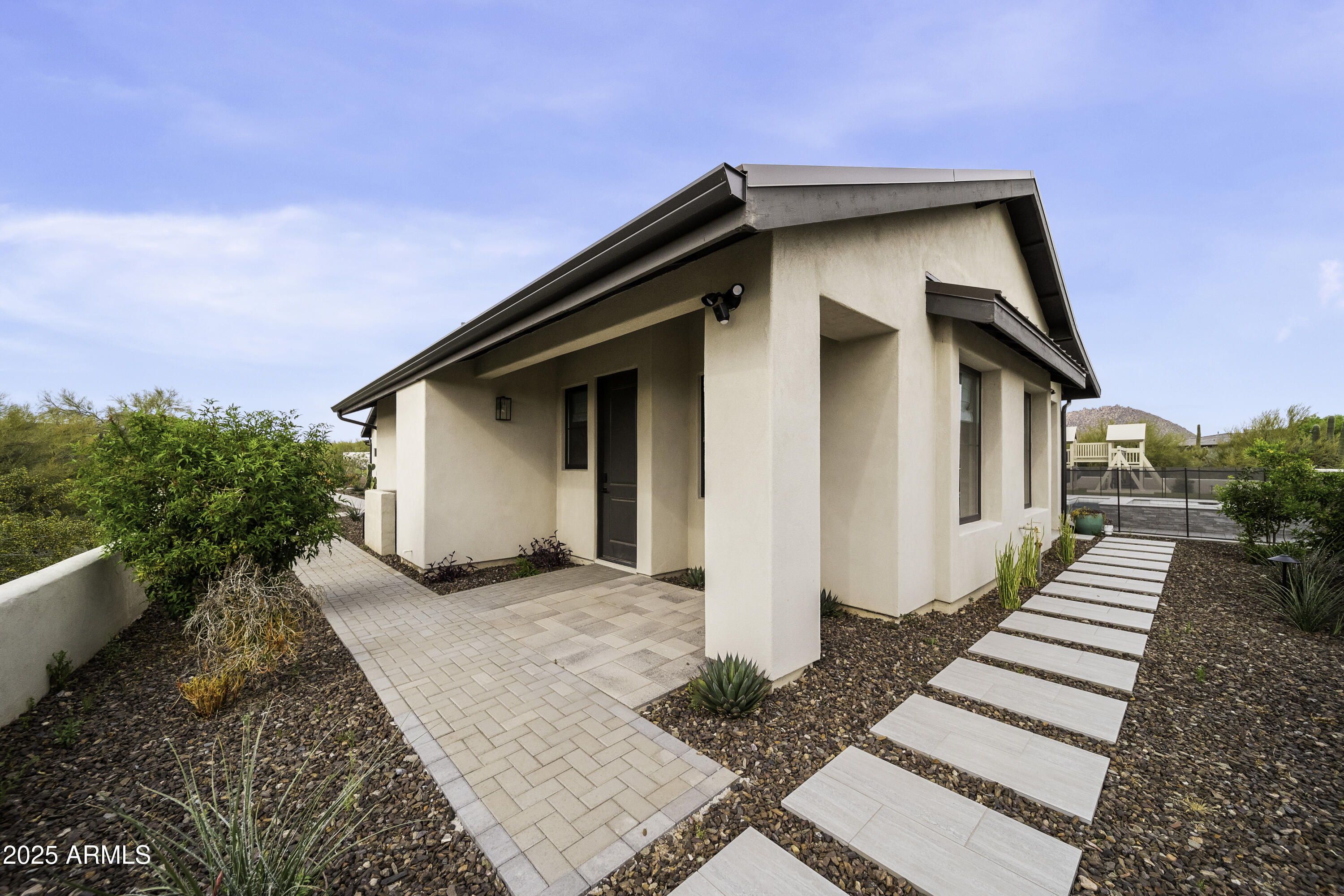 Pinnacle Peak Place - Residential