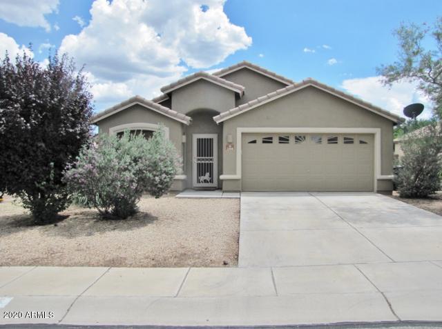 This well-maintained, 4BR/2BA /2CG, 1889 sq.ft. home in Copper Sky Sub is centrally located in Sierra Vista, AZ minutes from Ft. Huachuca,
shopping and schools. The open floor plan has 2 living areas with lots of ceramic tile, upgraded counter tops in the kitchen, central A/C,
upgraded plantation shutters and ceiling fans throughout. The back yard has an extended covered patio with low-care turf and landscaping.
Call today.