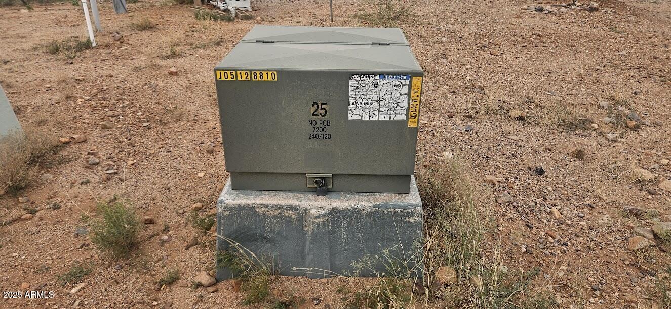 LAZY DS RANCH ESTATES - Land