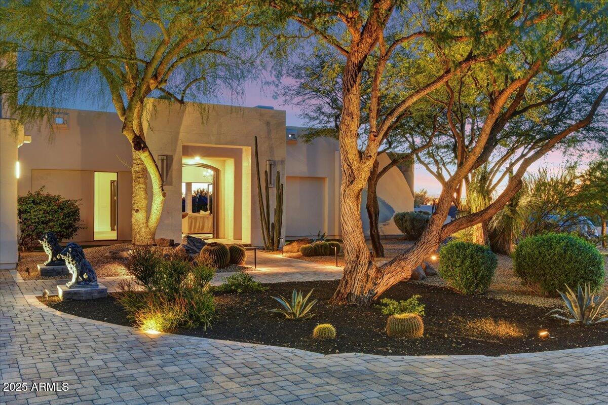 DESERT SKYLINE ESTATES - Residential