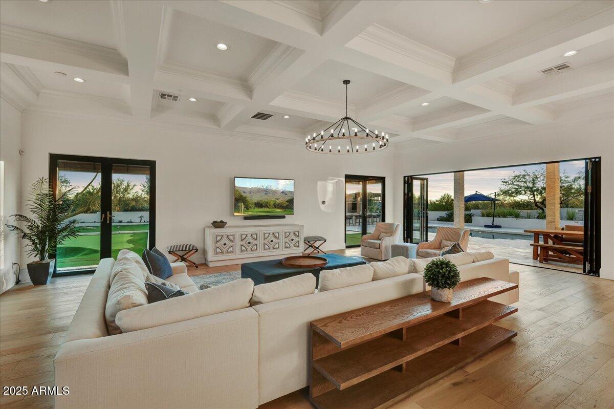 DESERT SKYLINE ESTATES - Residential