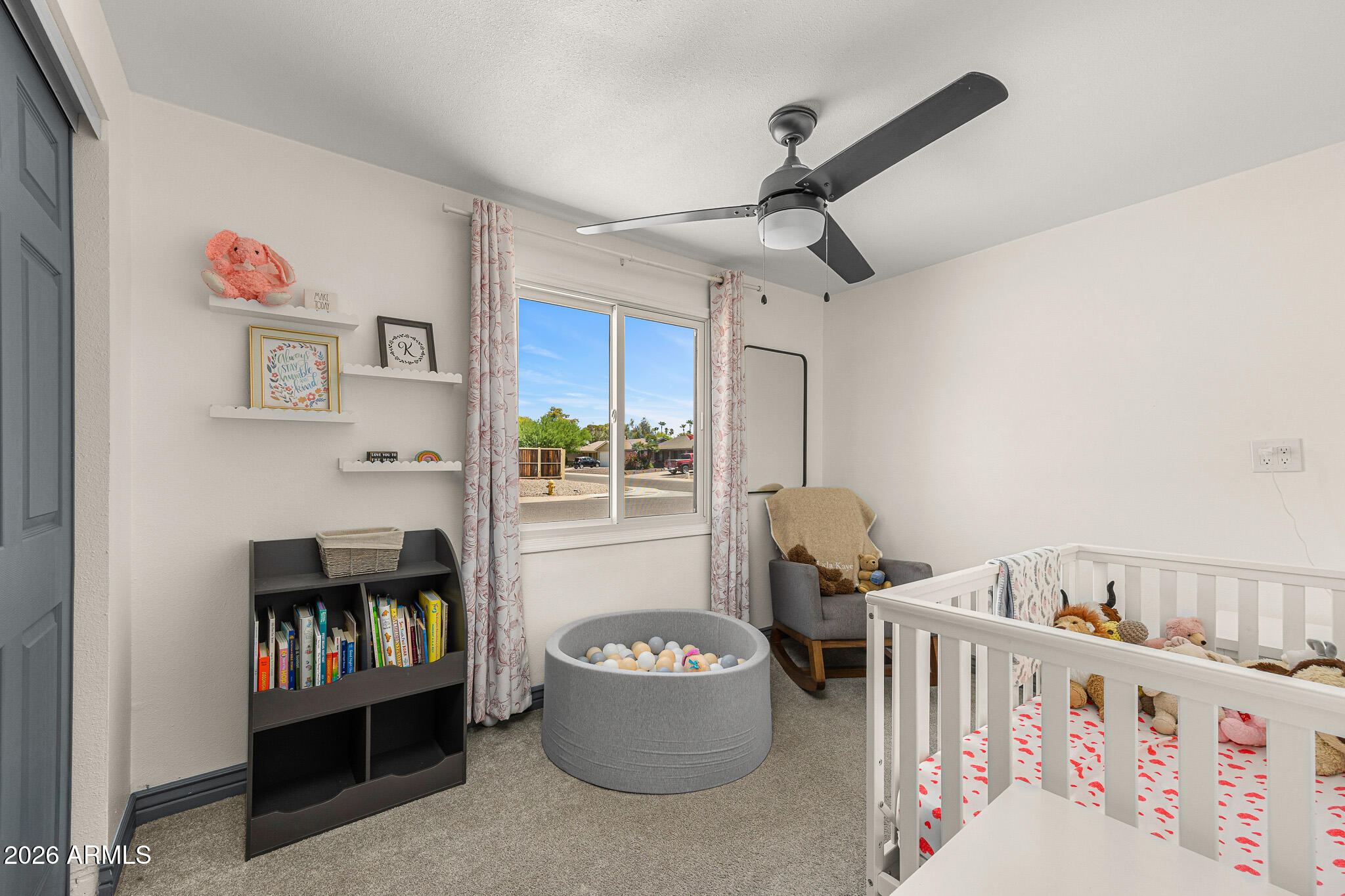 PARADISE VALLEY OASIS - Residential