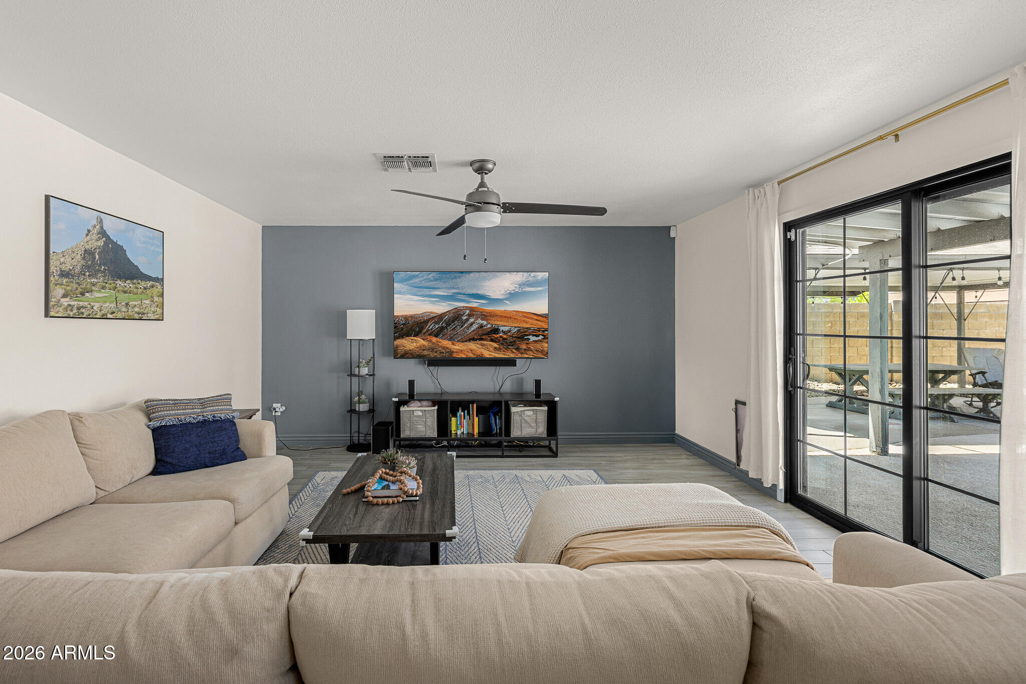 PARADISE VALLEY OASIS - Residential