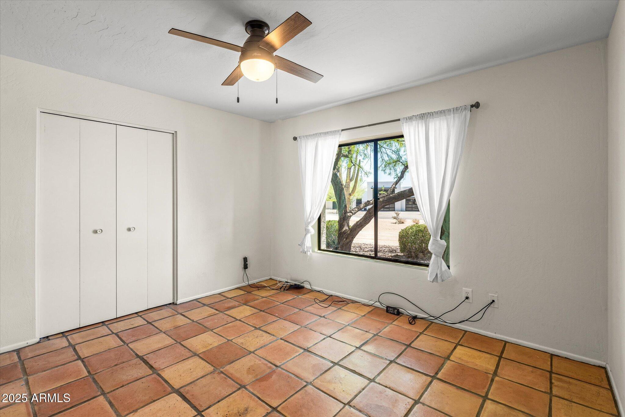 County Island Horse Property - Residential Lease
