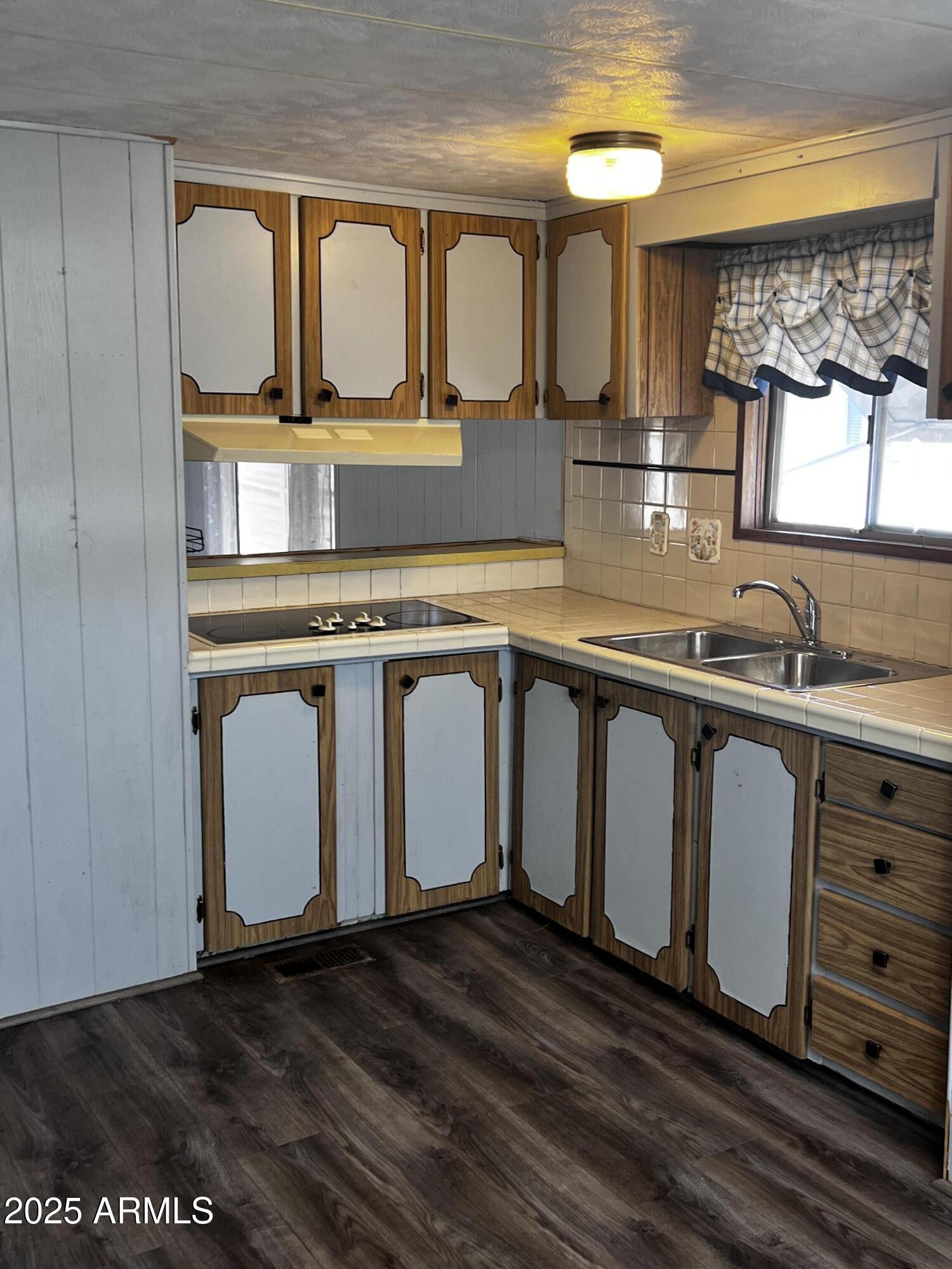 Alma Gardens Senior Mobile Home Park - Residential