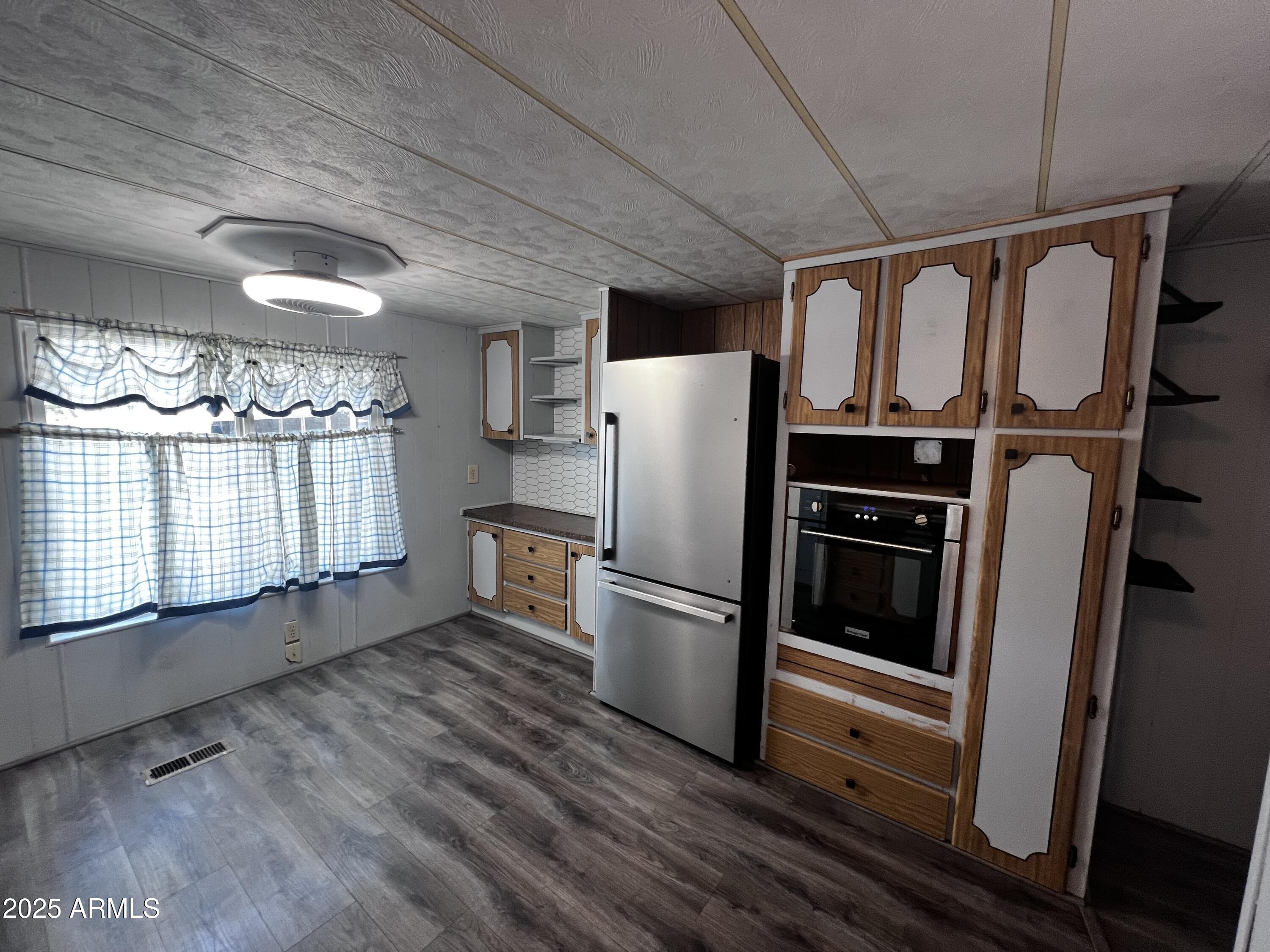 Alma Gardens Senior Mobile Home Park - Residential