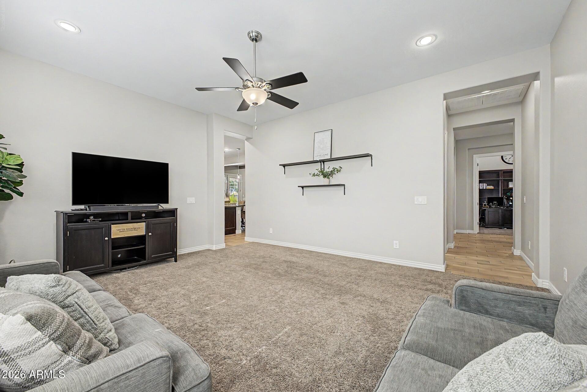 MAPLEWOOD COURT - Residential
