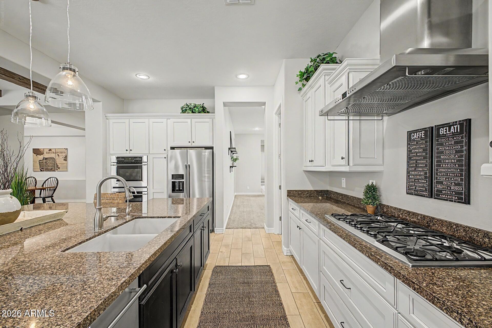 MAPLEWOOD COURT - Residential