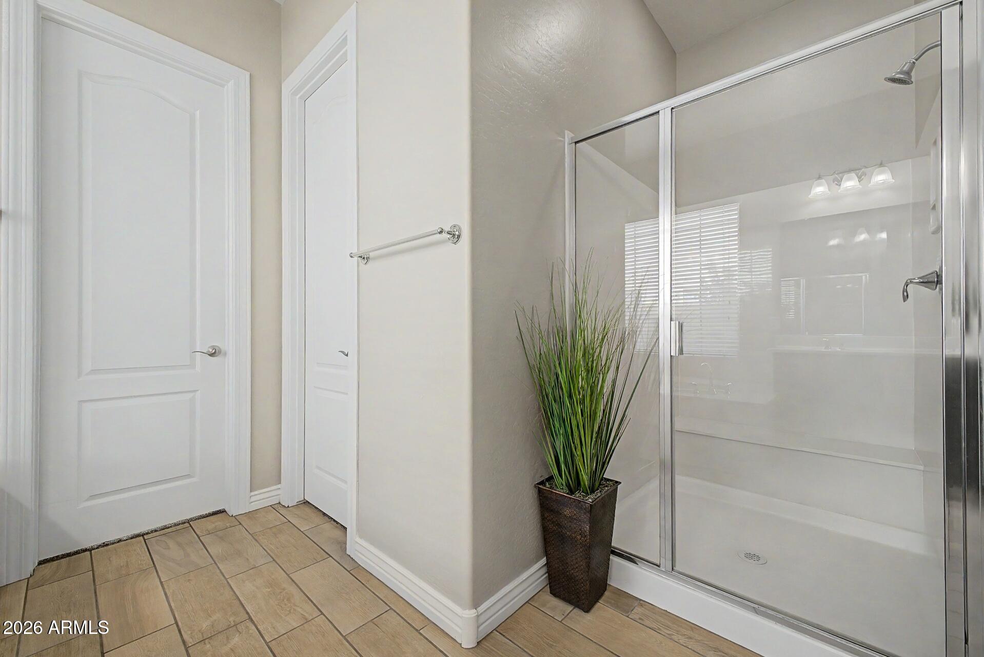 MAPLEWOOD COURT - Residential