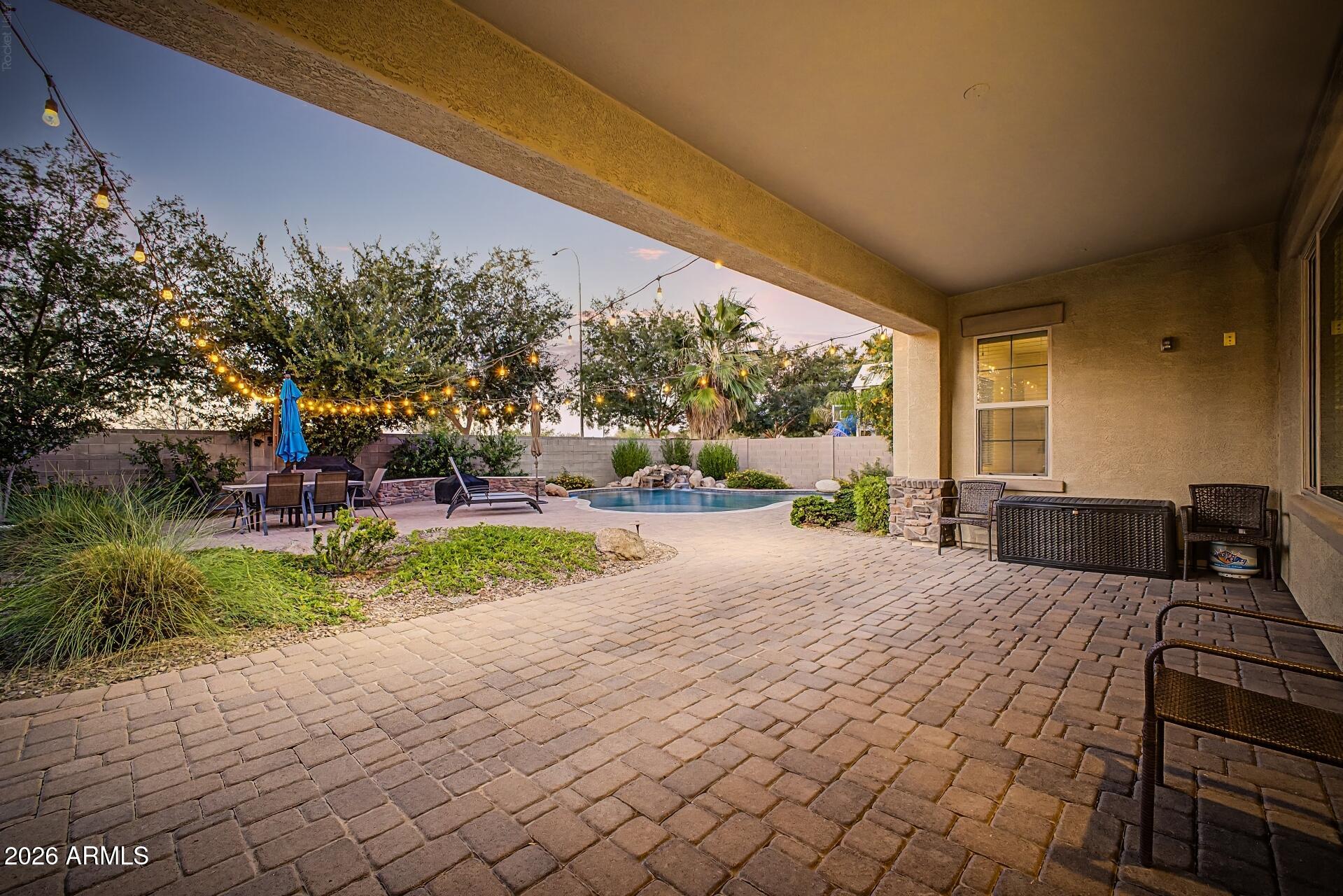 MAPLEWOOD COURT - Residential