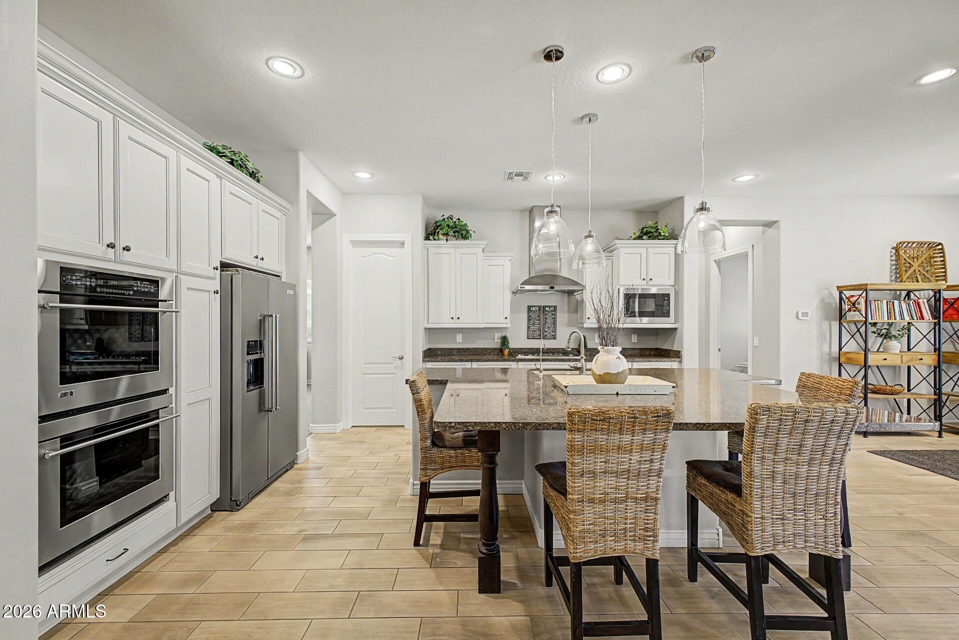 MAPLEWOOD COURT - Residential