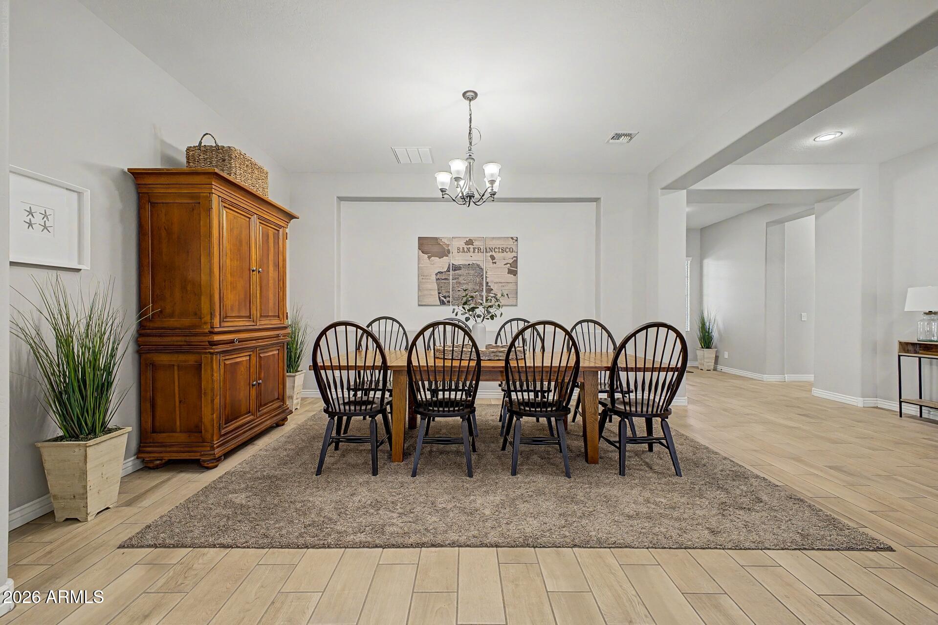 MAPLEWOOD COURT - Residential