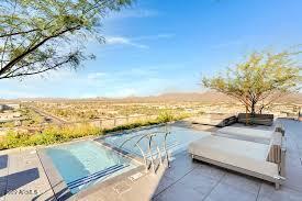 OPTIMA KIERLAND CENTER 7180 CONDOMINIUM AMD - Residential