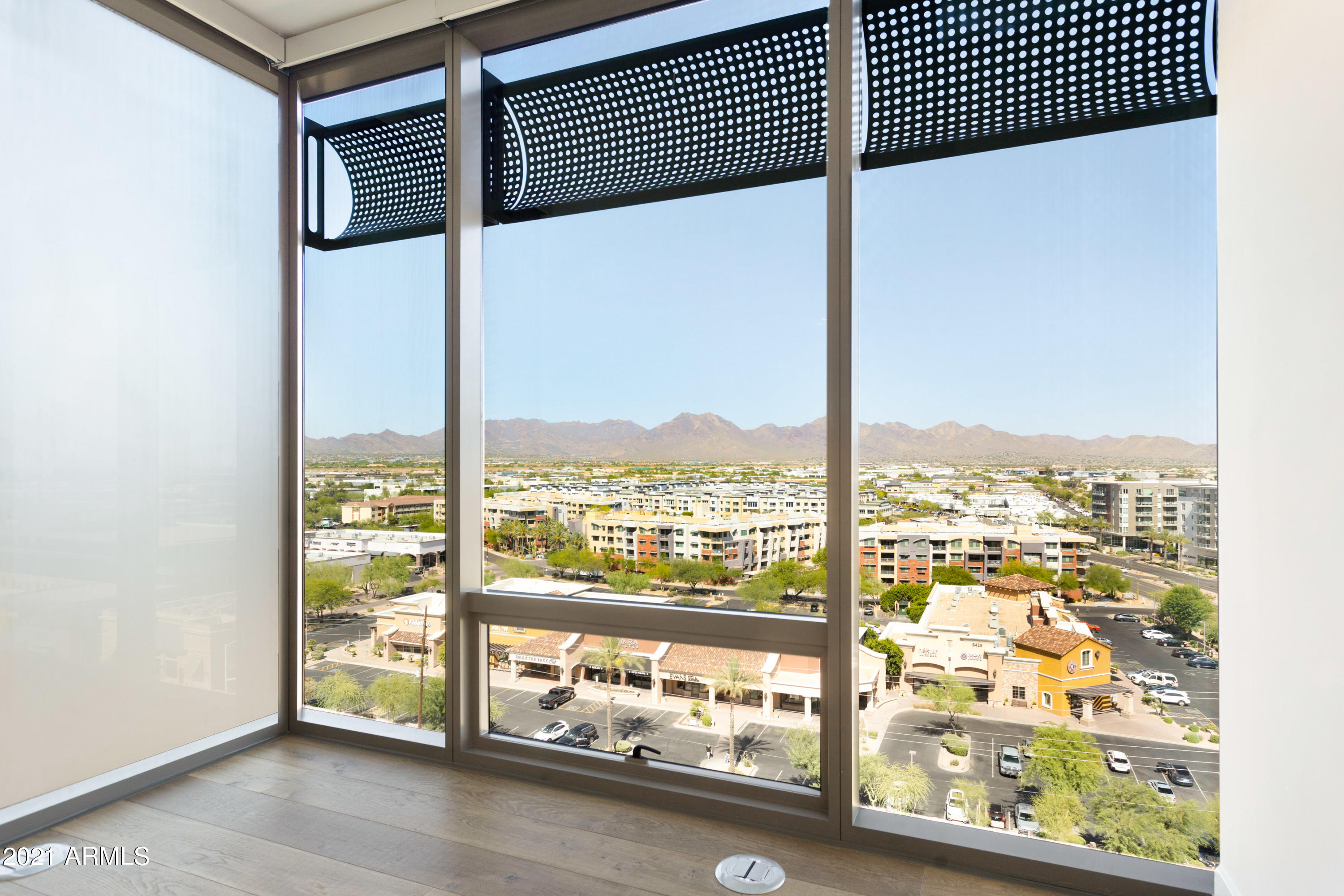 OPTIMA KIERLAND CENTER 7180 CONDOMINIUM AMD - Residential