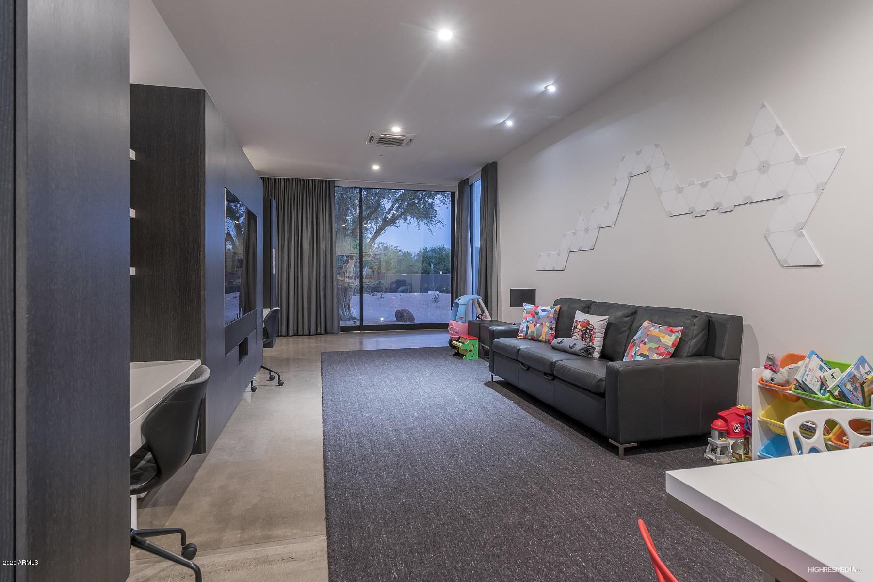 Paradise Valley - Residential