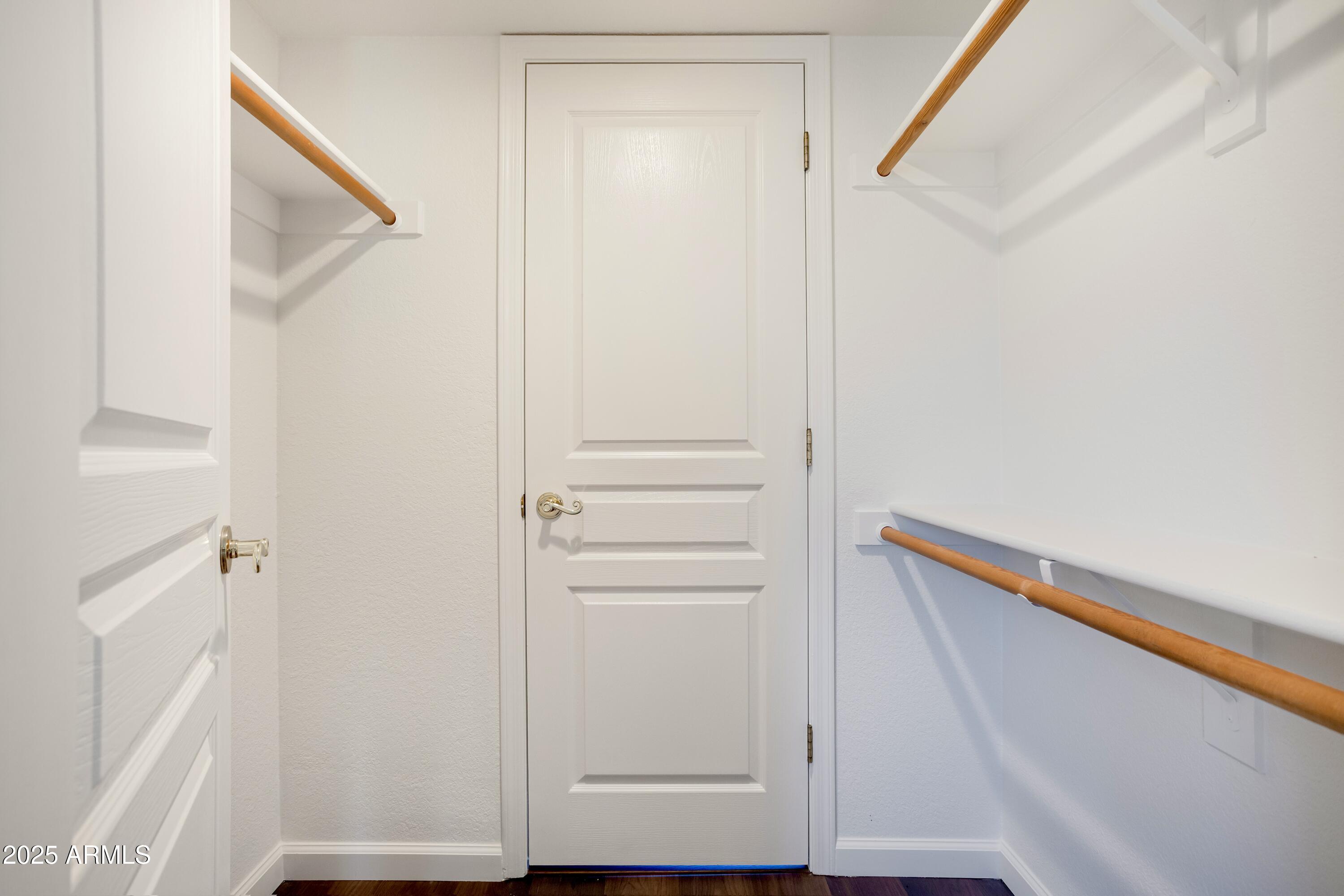 MOUNTAIN SHADOWS PHASE E - Residential