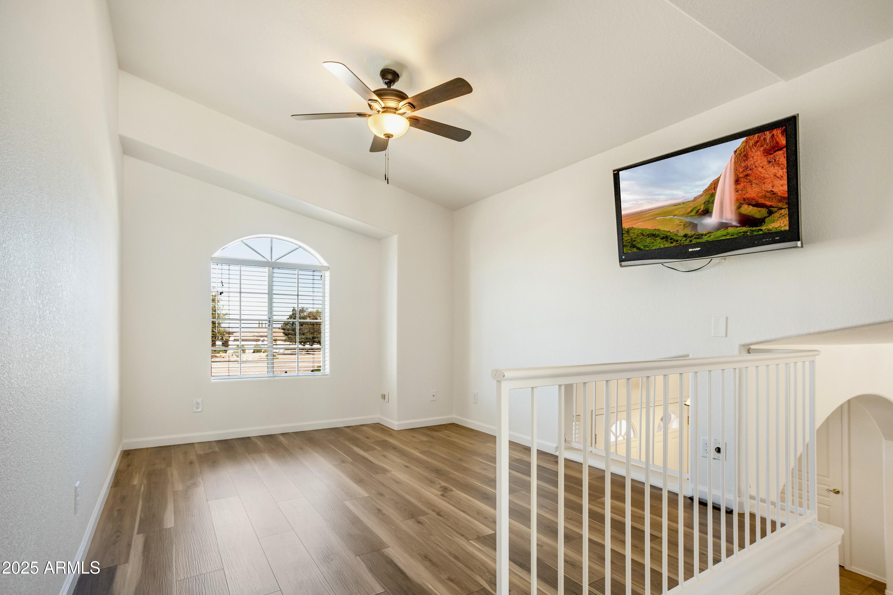MOUNTAIN SHADOWS PHASE E - Residential