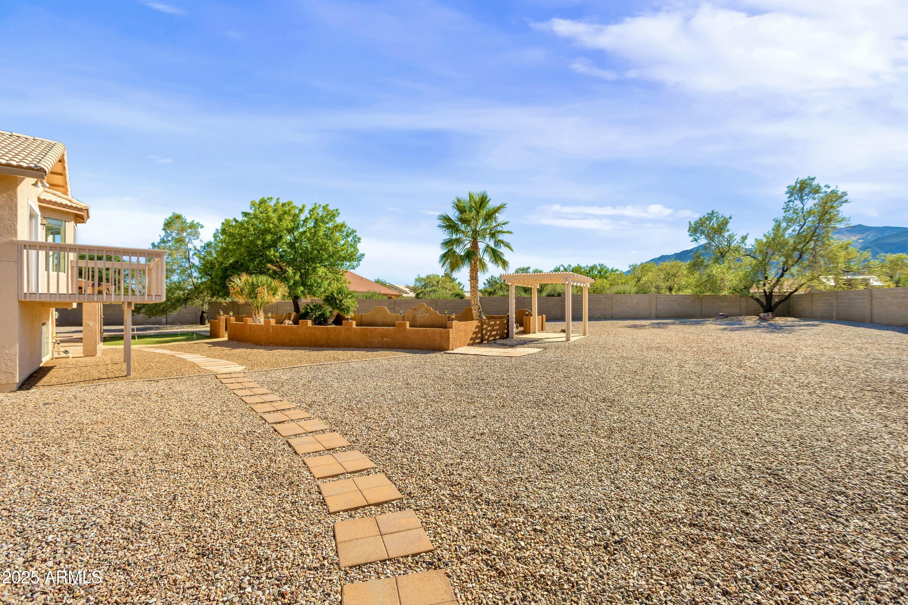 MOUNTAIN SHADOWS PHASE E - Residential