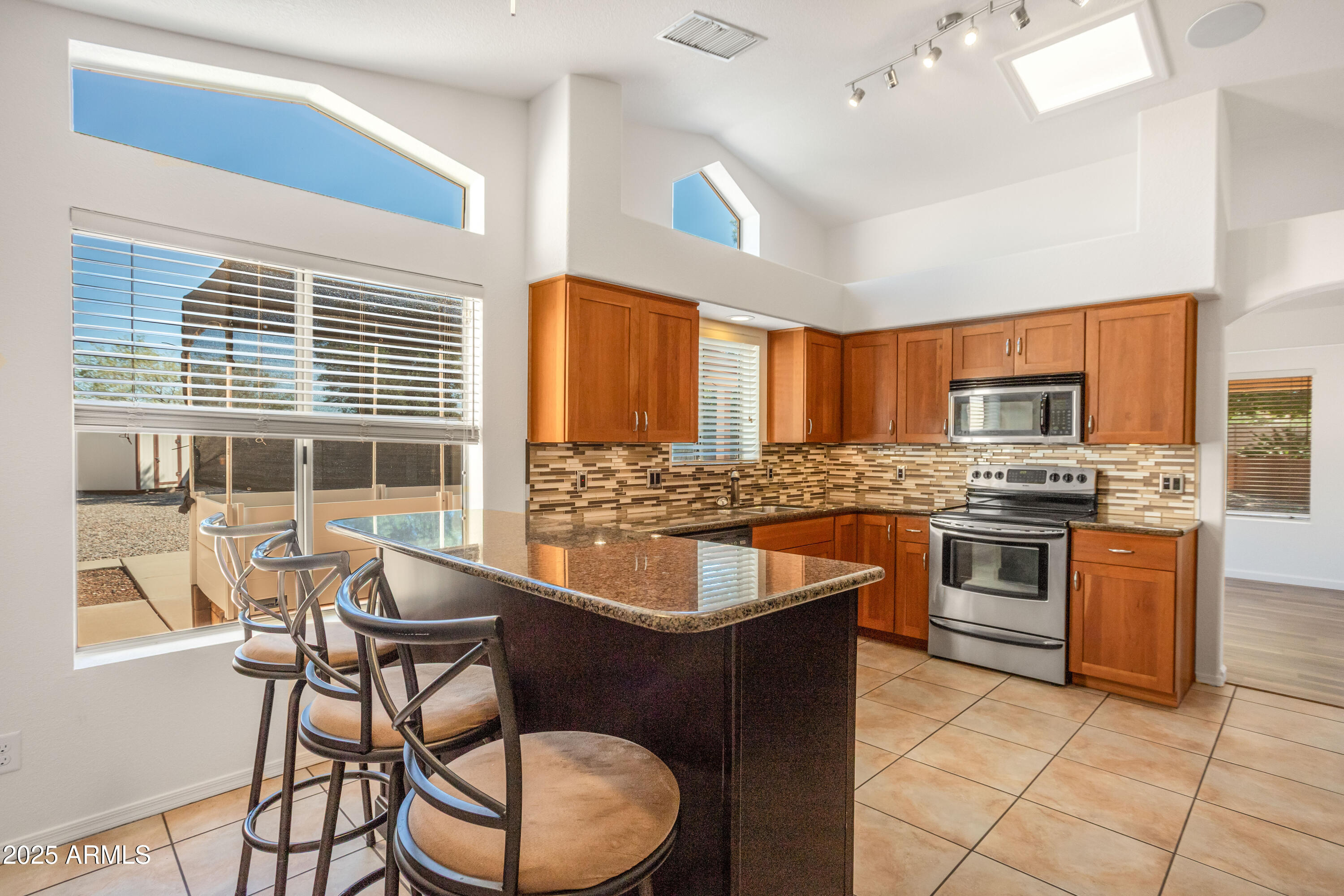 MOUNTAIN SHADOWS PHASE E - Residential