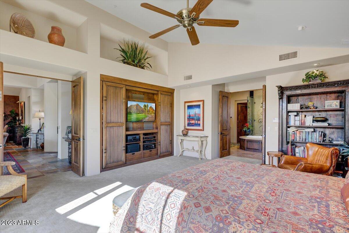 Estancia - Residential