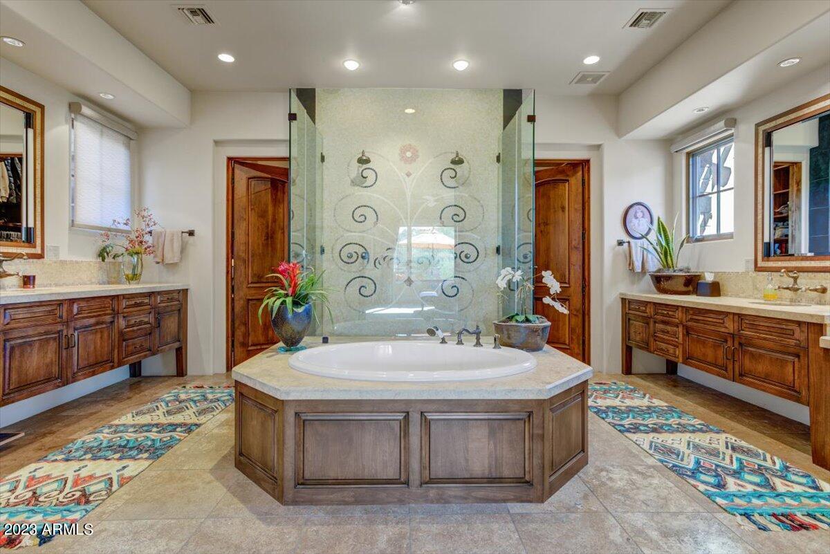 Estancia - Residential