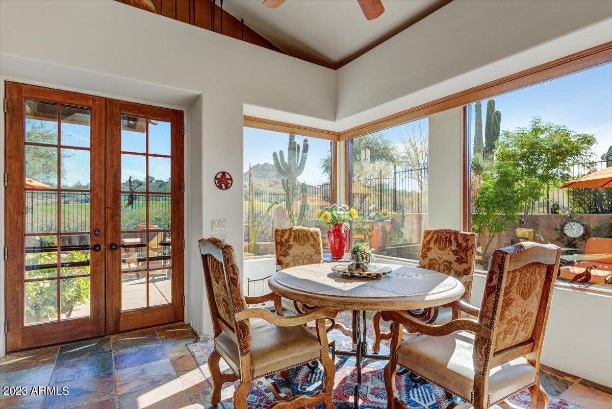 Estancia - Residential