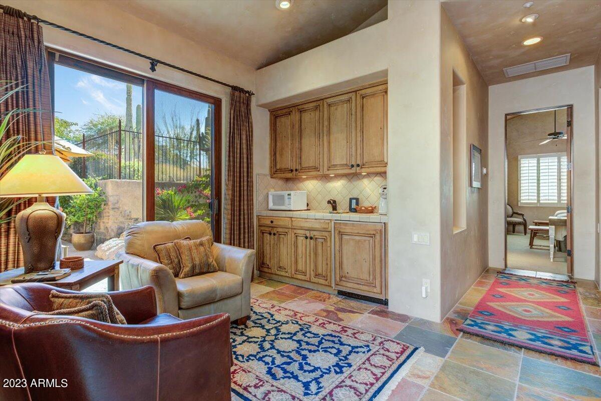 Estancia - Residential