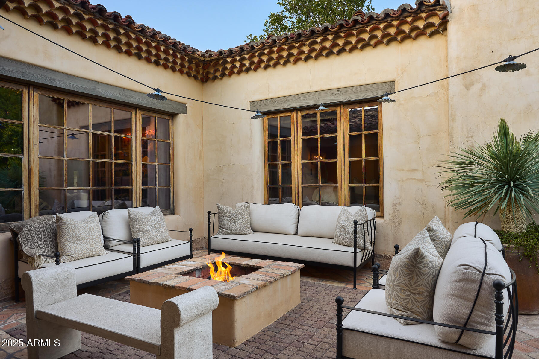 PARADISE HILLS - Residential