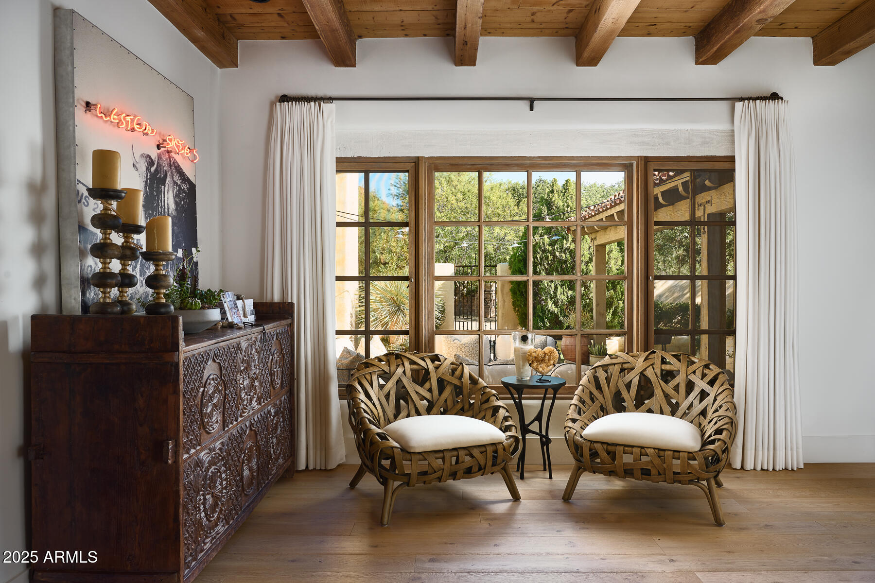 PARADISE HILLS - Residential