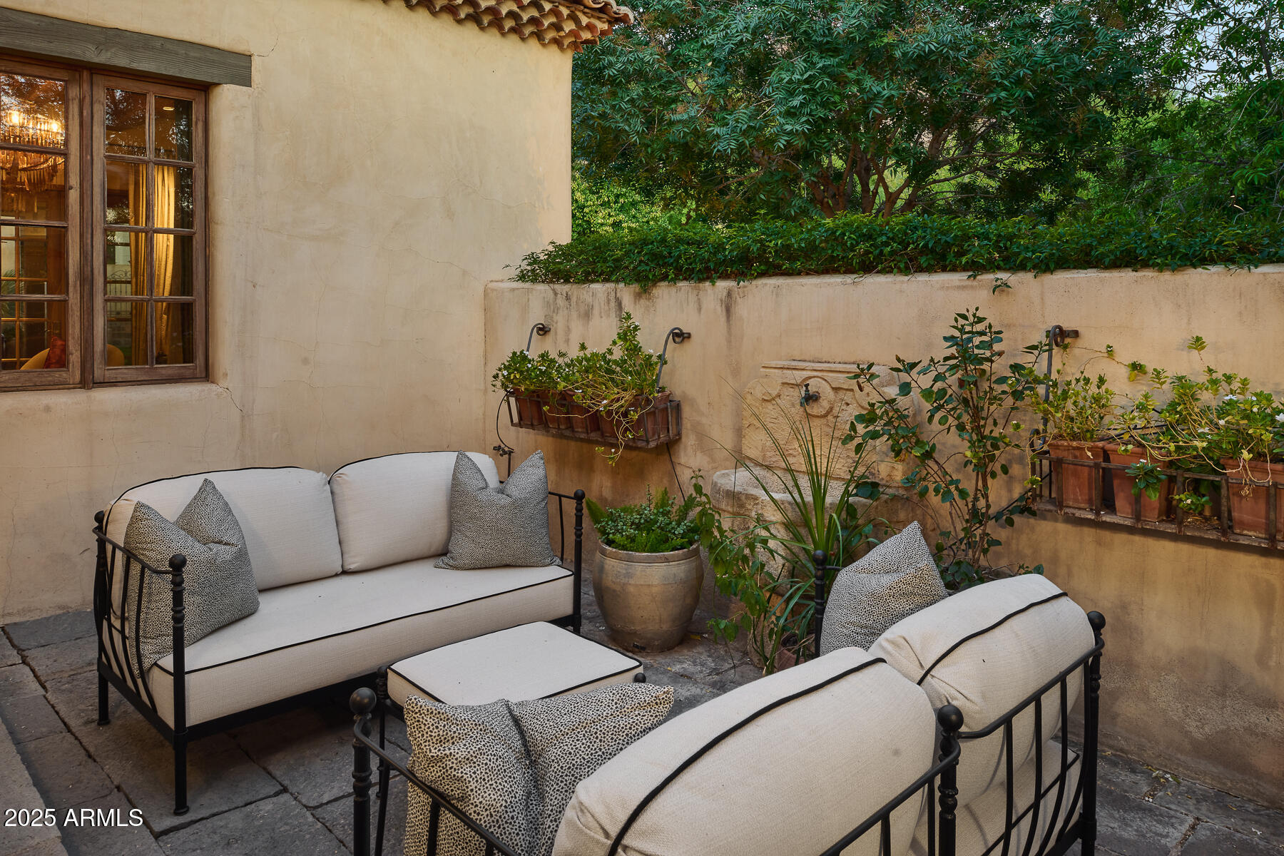 PARADISE HILLS - Residential