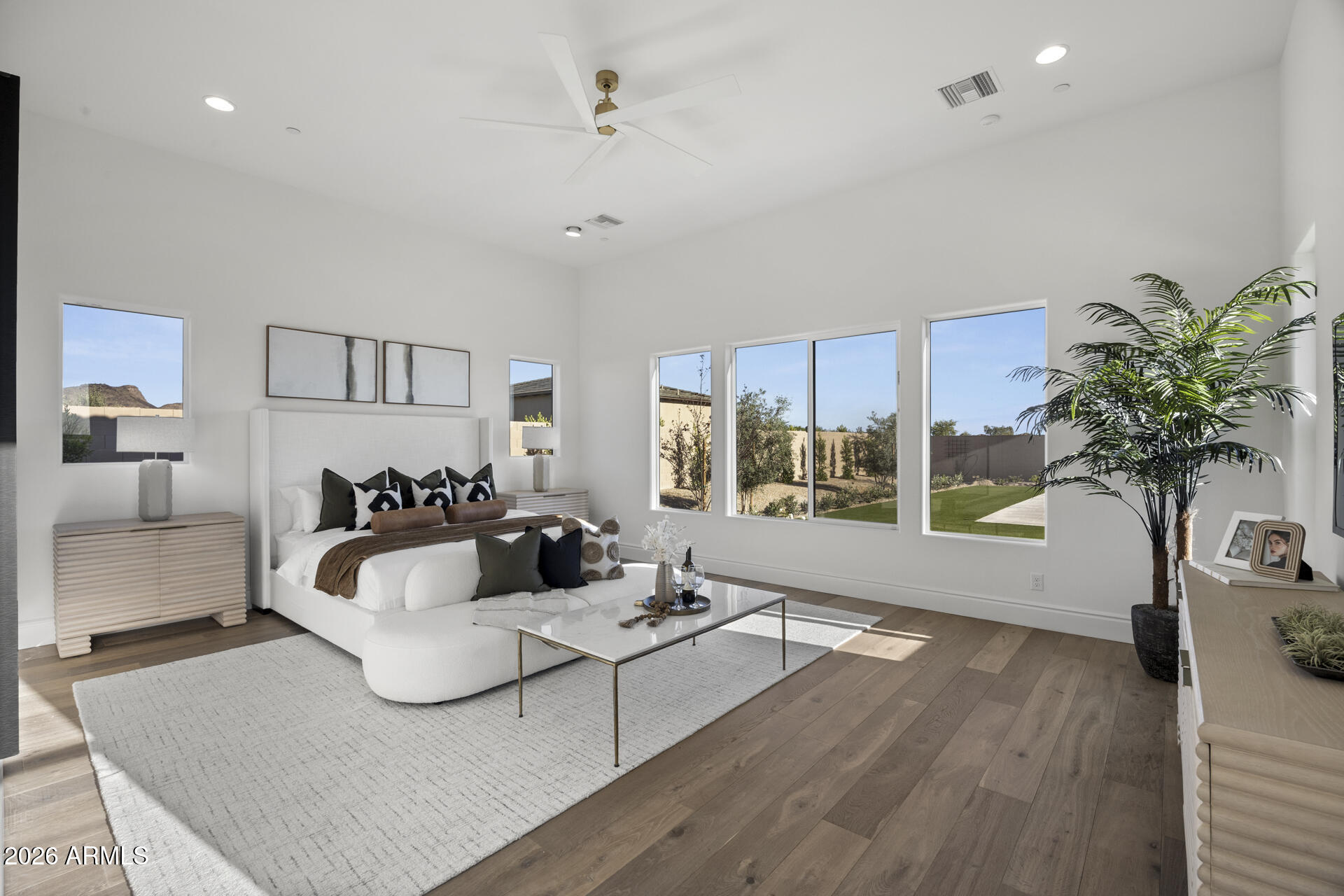 EMERALD HILLS - Residential