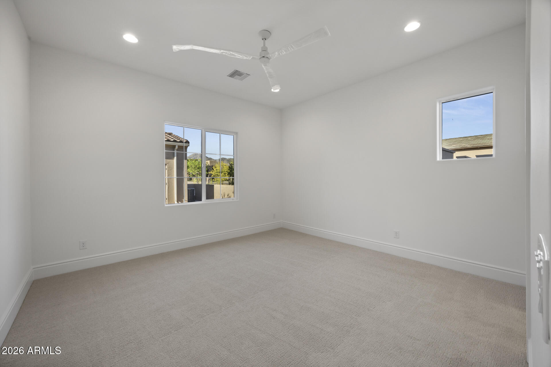 EMERALD HILLS - Residential