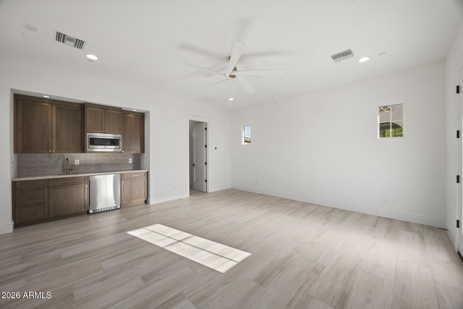 EMERALD HILLS - Residential