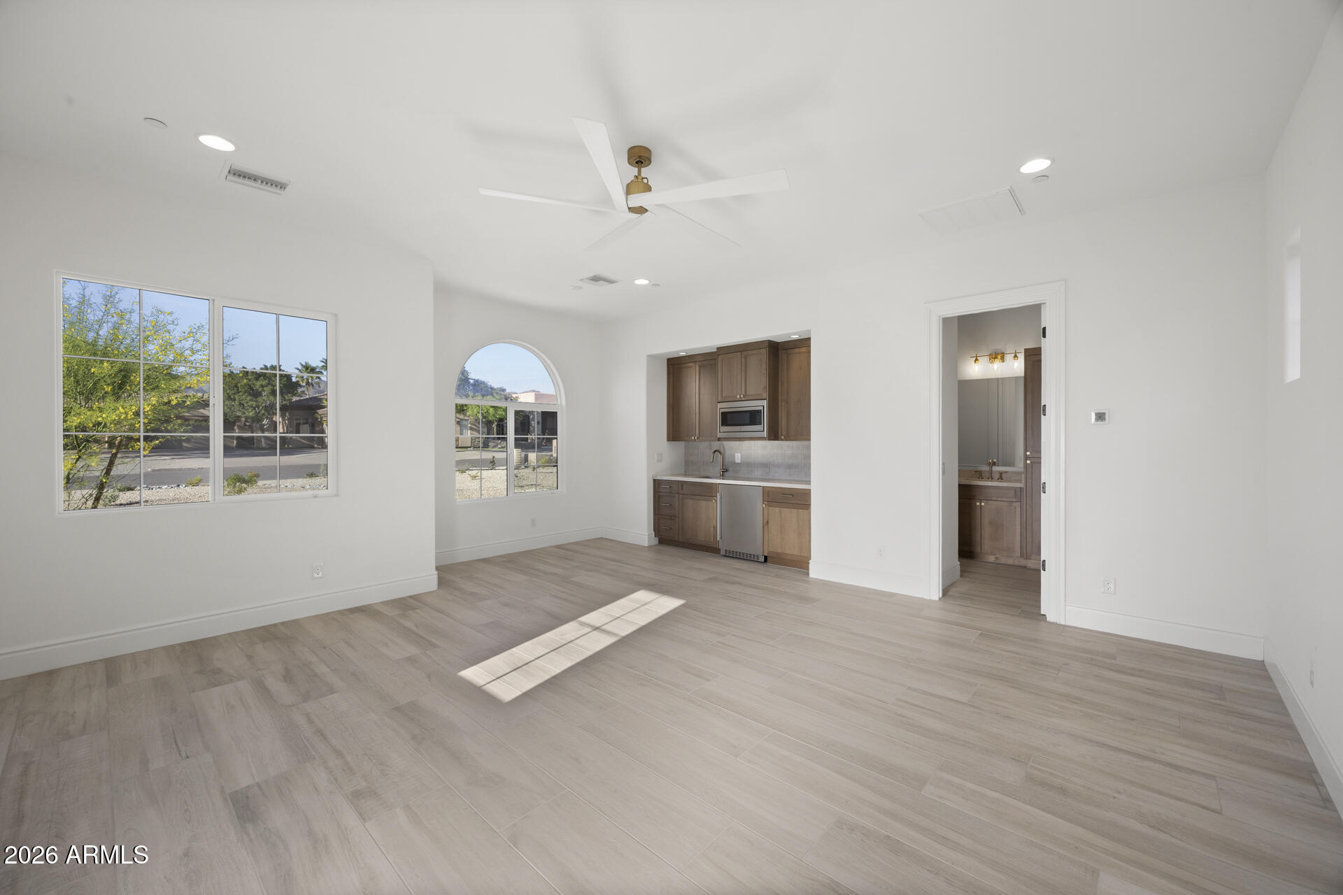EMERALD HILLS - Residential