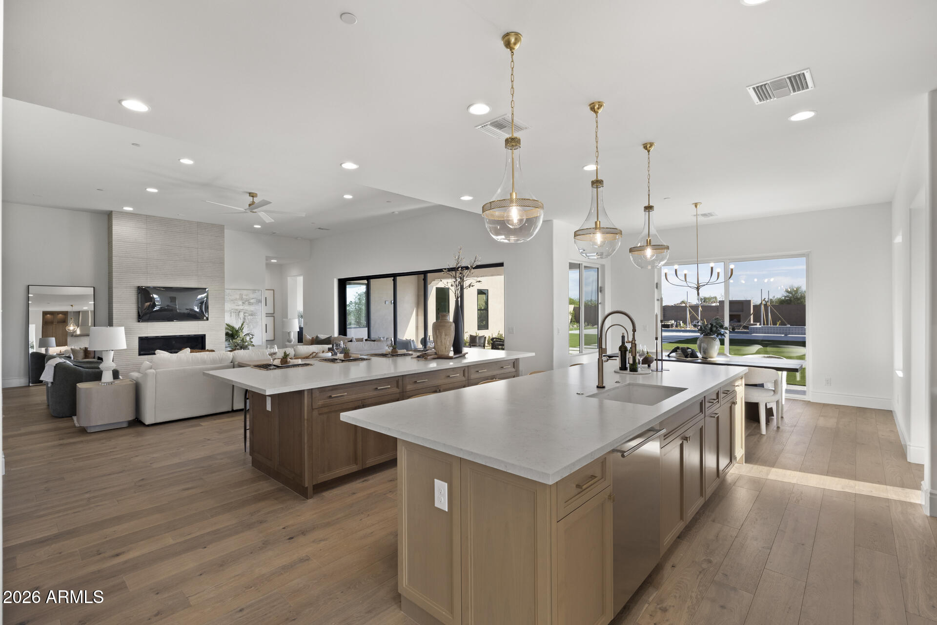 EMERALD HILLS - Residential